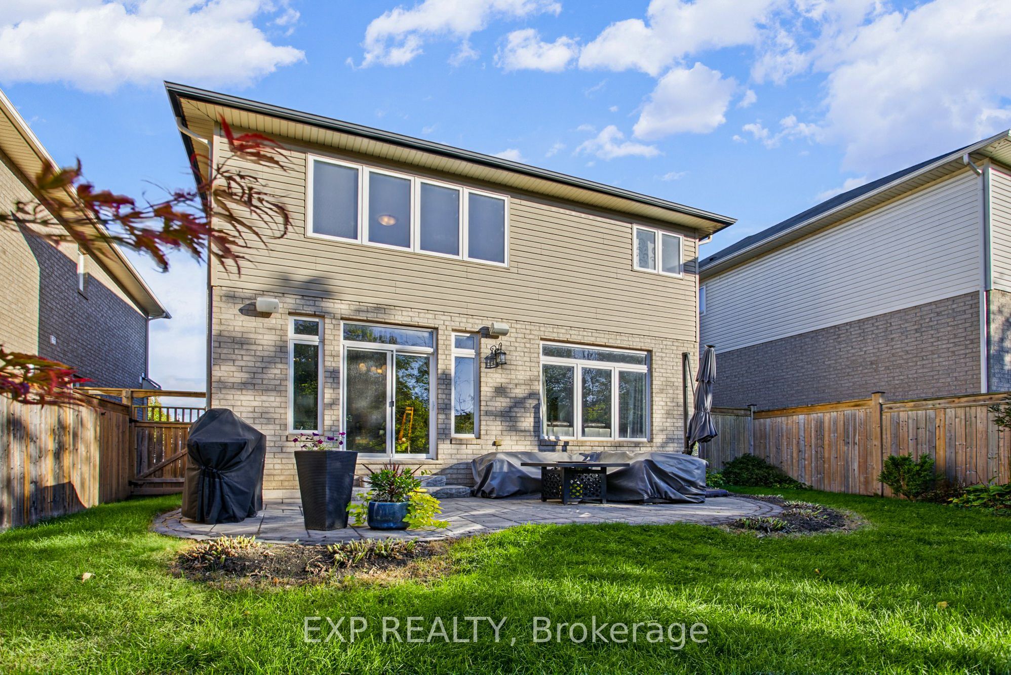 7 Lampman Drive Property Photo 29
