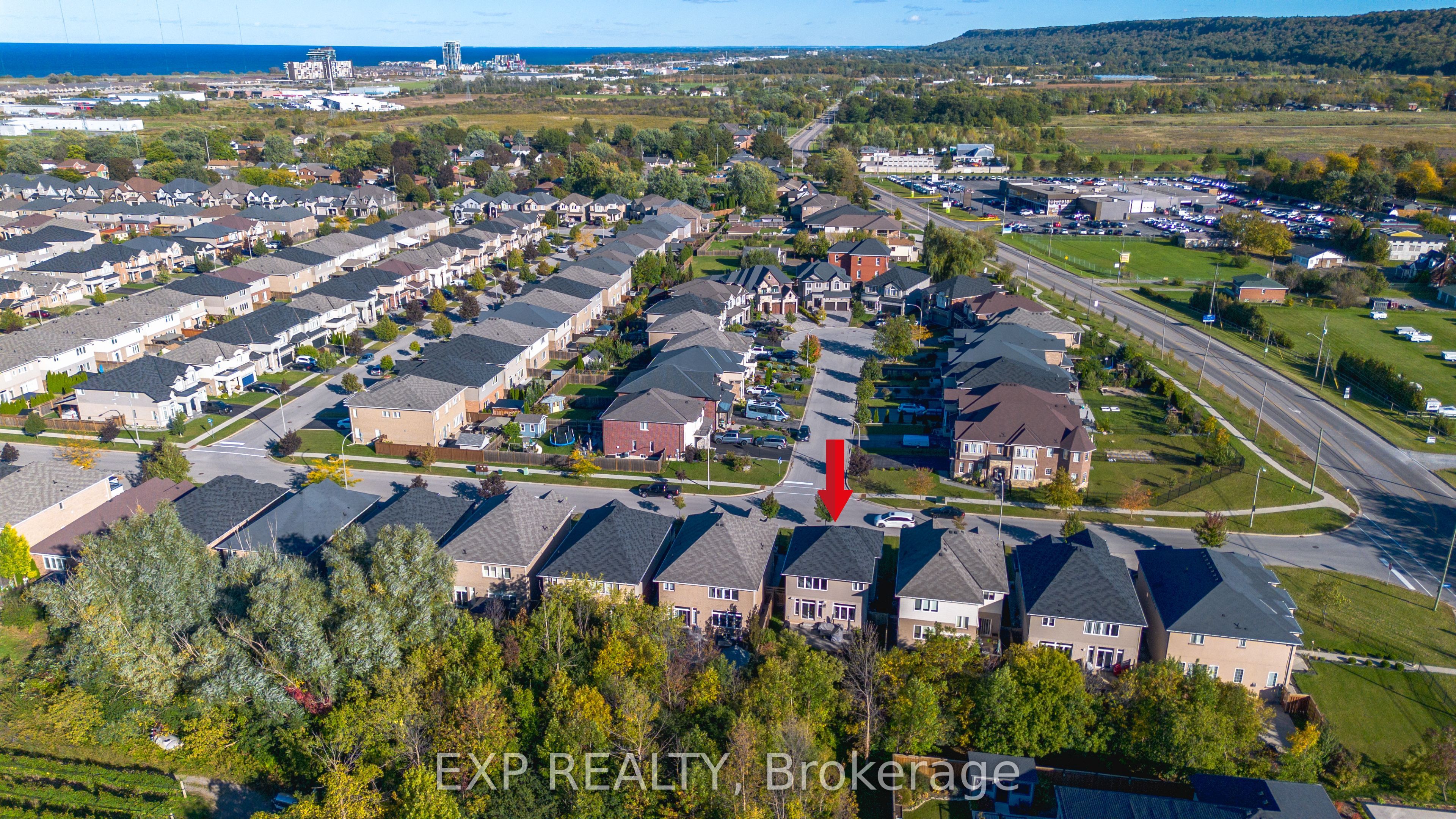 7 Lampman Drive Property Photo 35