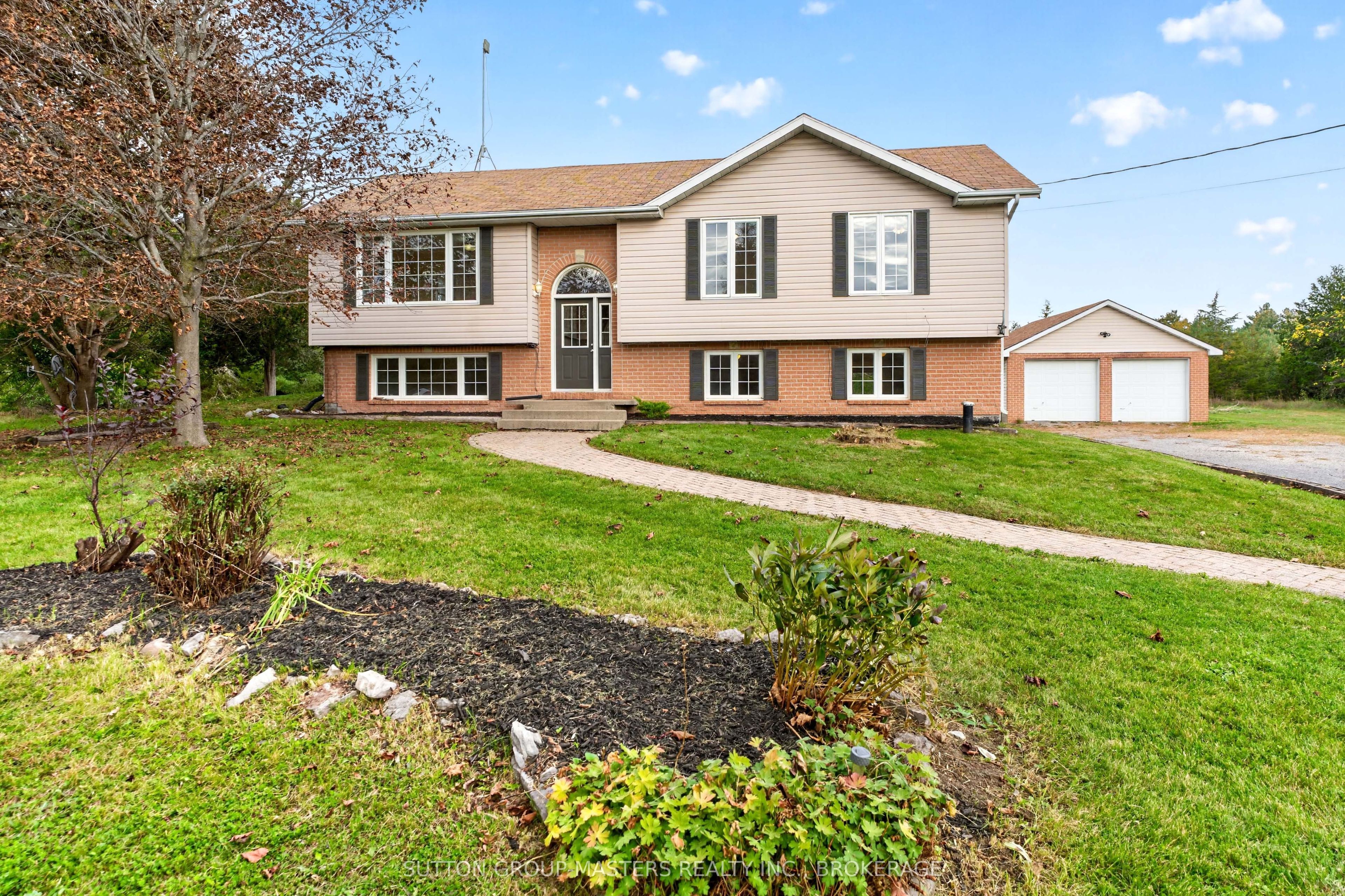 3026 Burbrook Road Property Photo 2