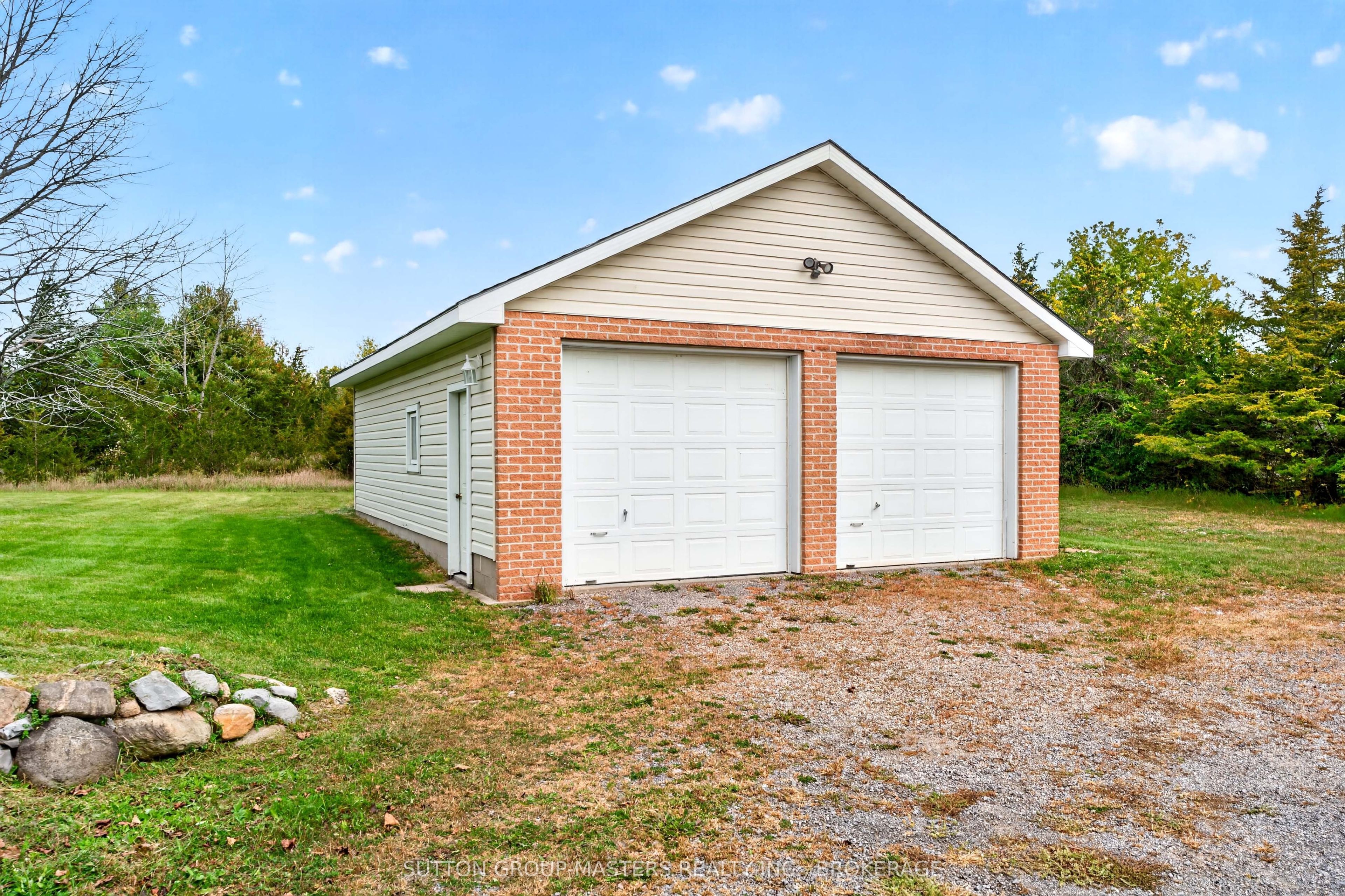 3026 Burbrook Road Property Photo 3