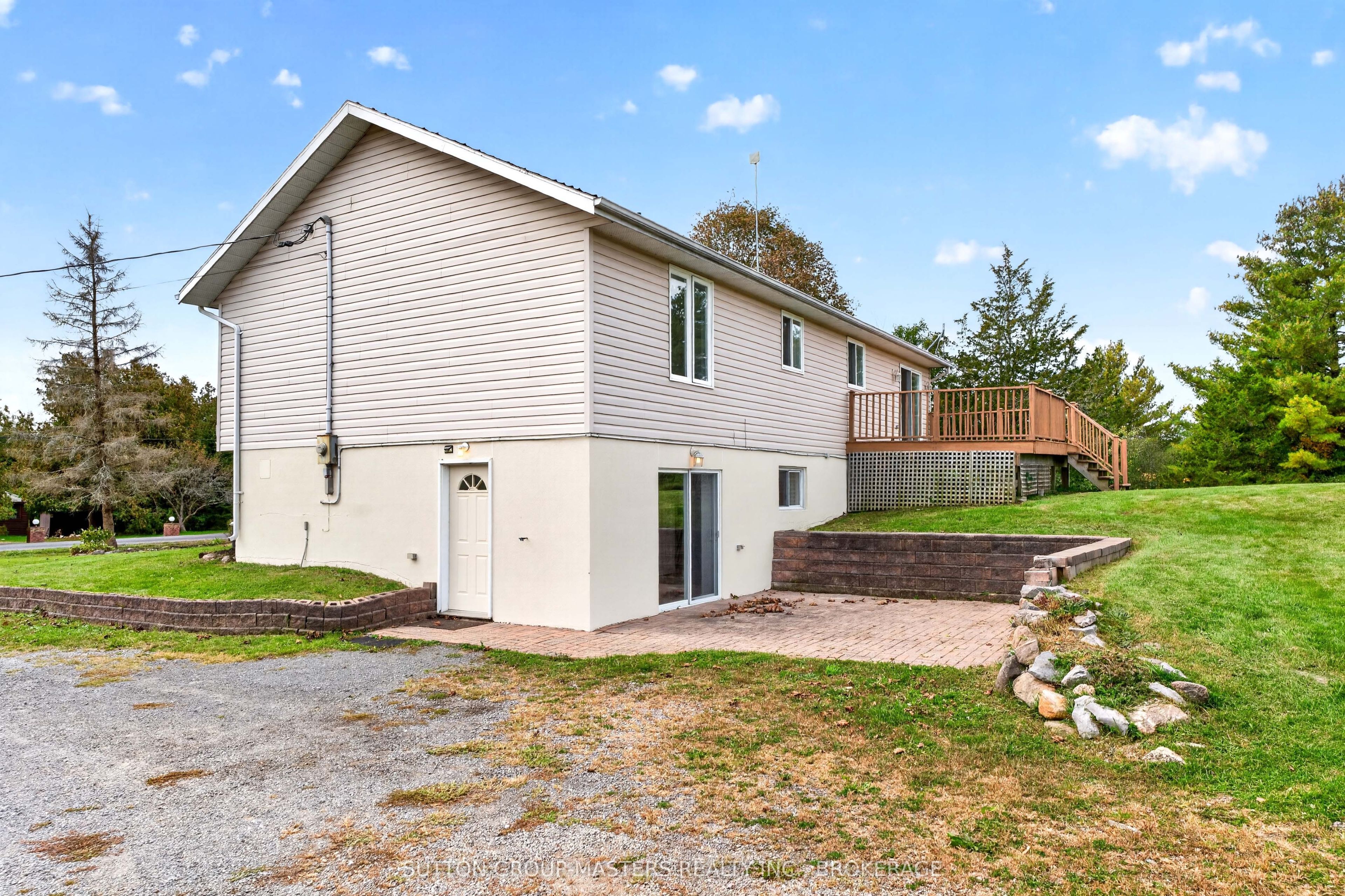 3026 Burbrook Road Property Photo 4