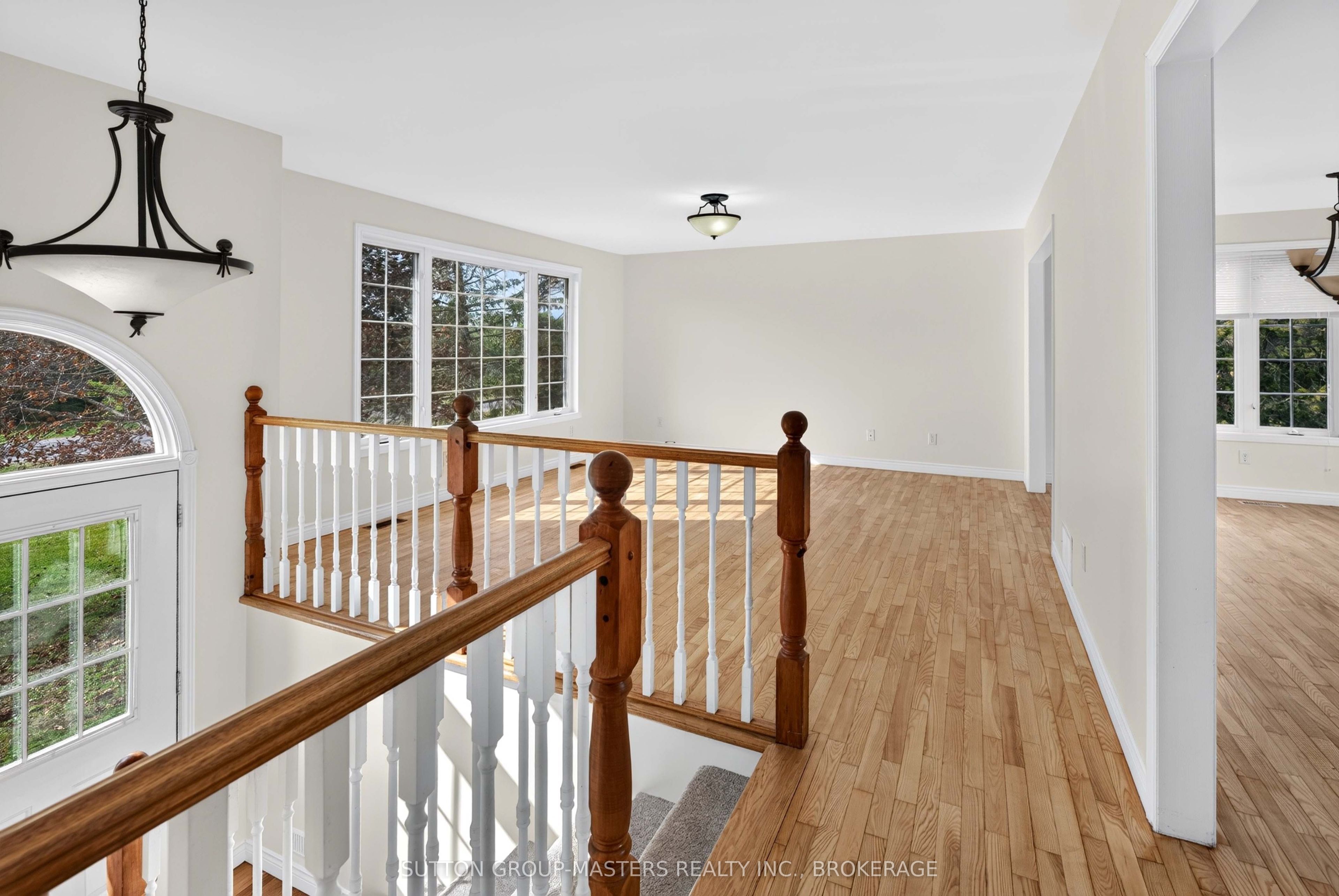 3026 Burbrook Road Property Photo 6