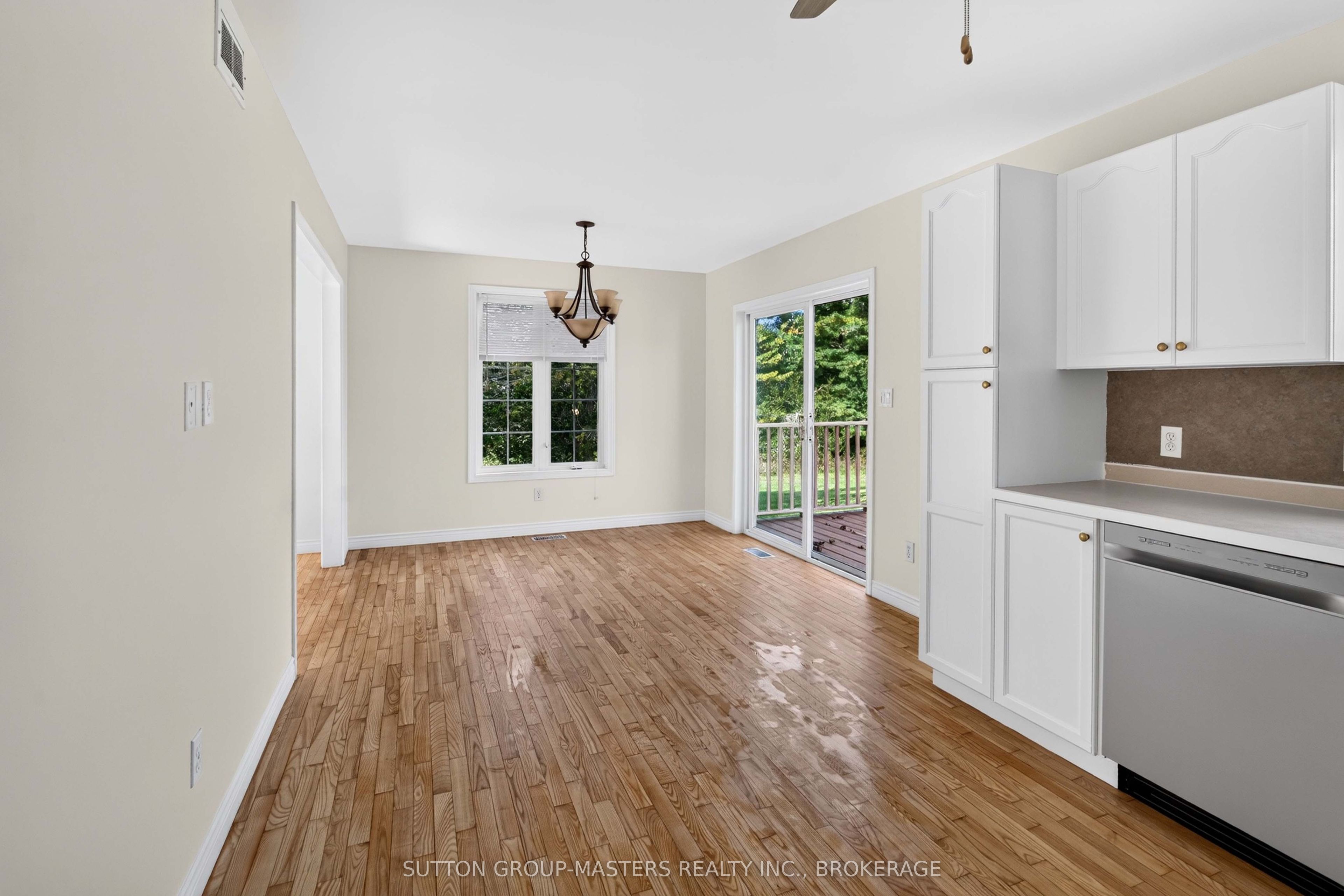 3026 Burbrook Road Property Photo 8