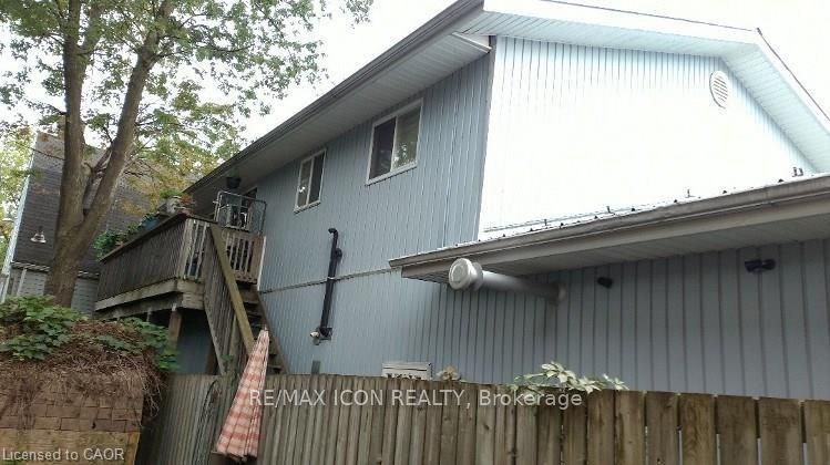227 Louisa Street Property Photo 5