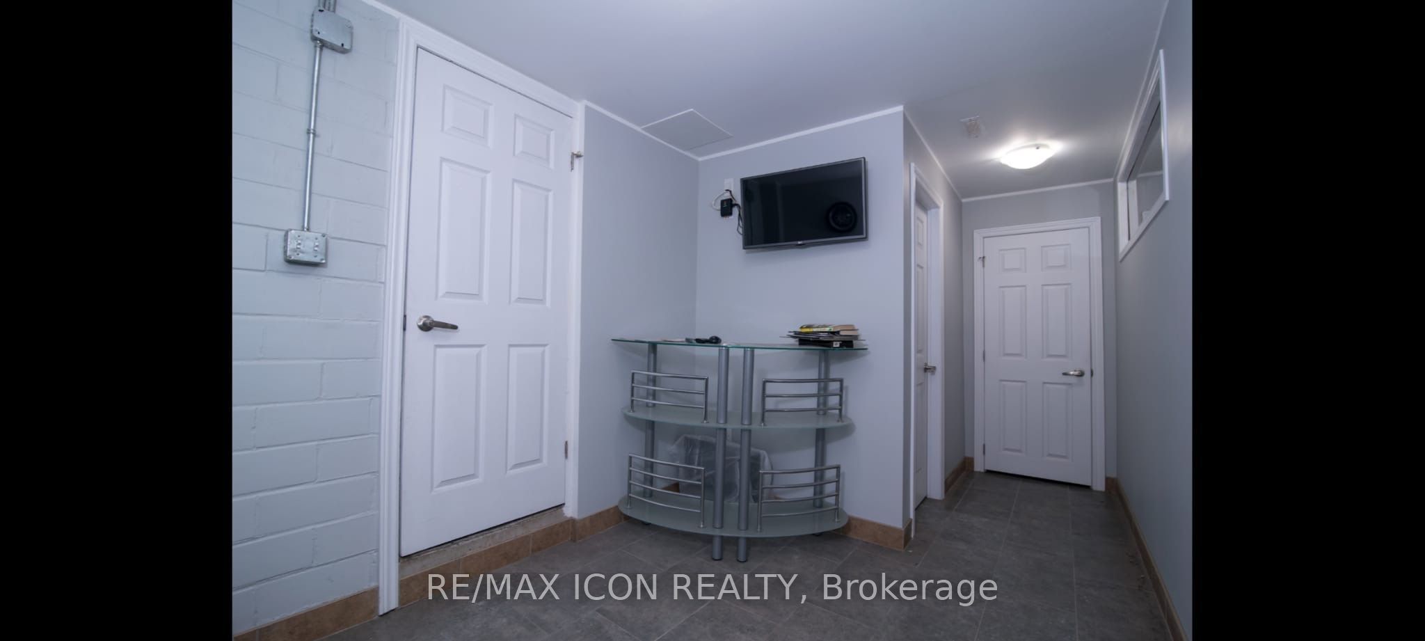 227 Louisa Street Property Photo 11