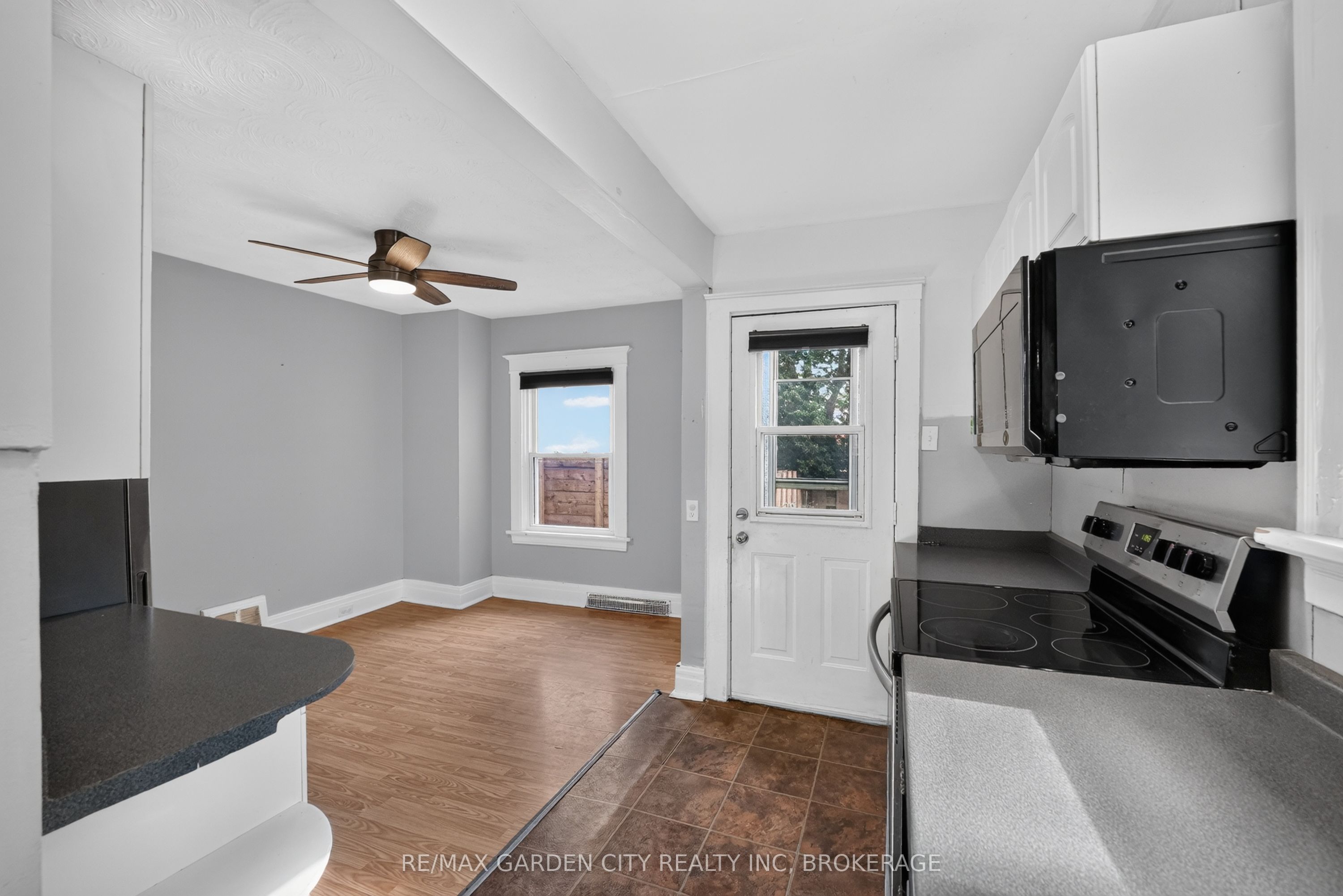 118 Lowell Avenue Property Photo 10