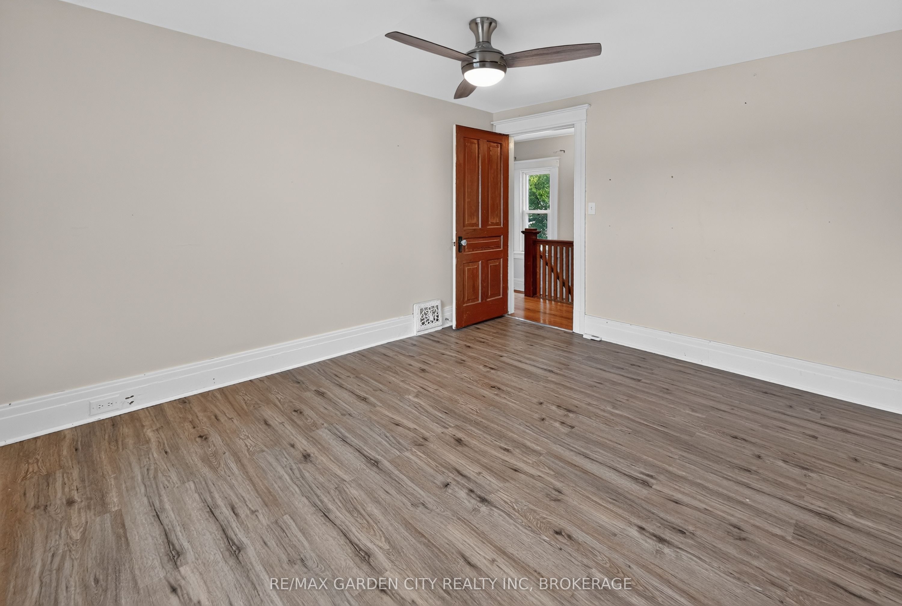 118 Lowell Avenue Property Photo 18