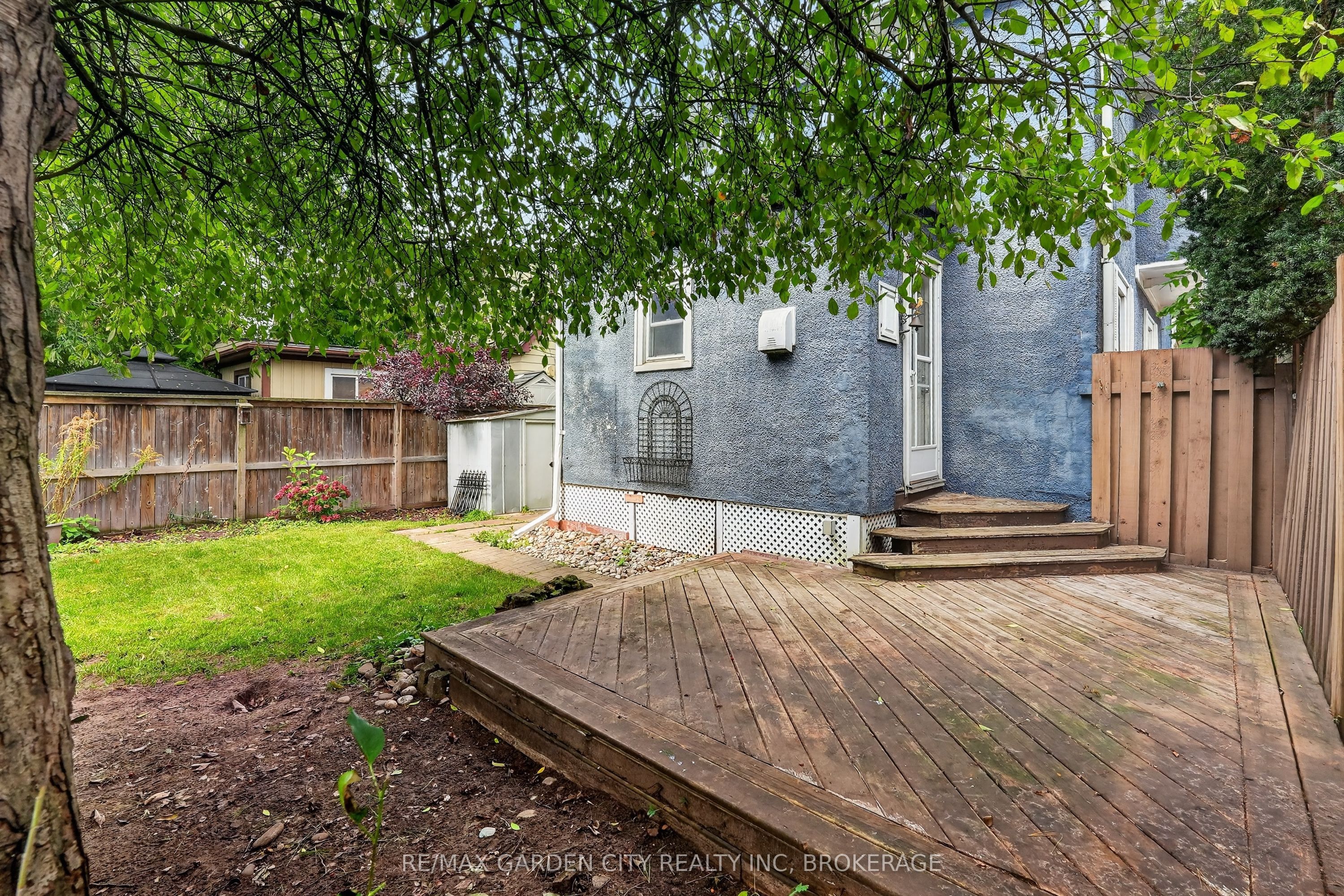 118 Lowell Avenue Property Photo 27