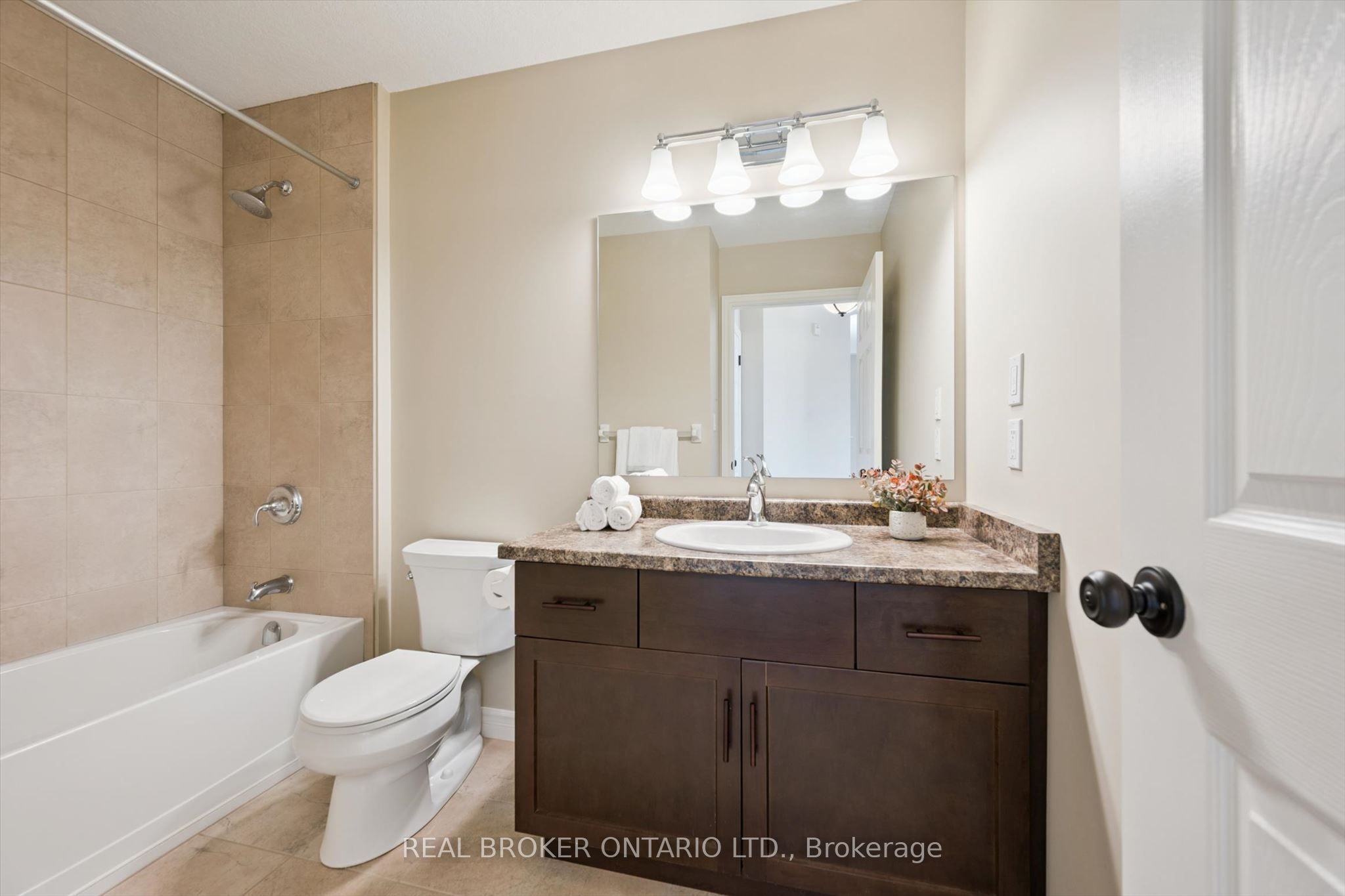 6492 Gerrie Road 408 Property Photo 30