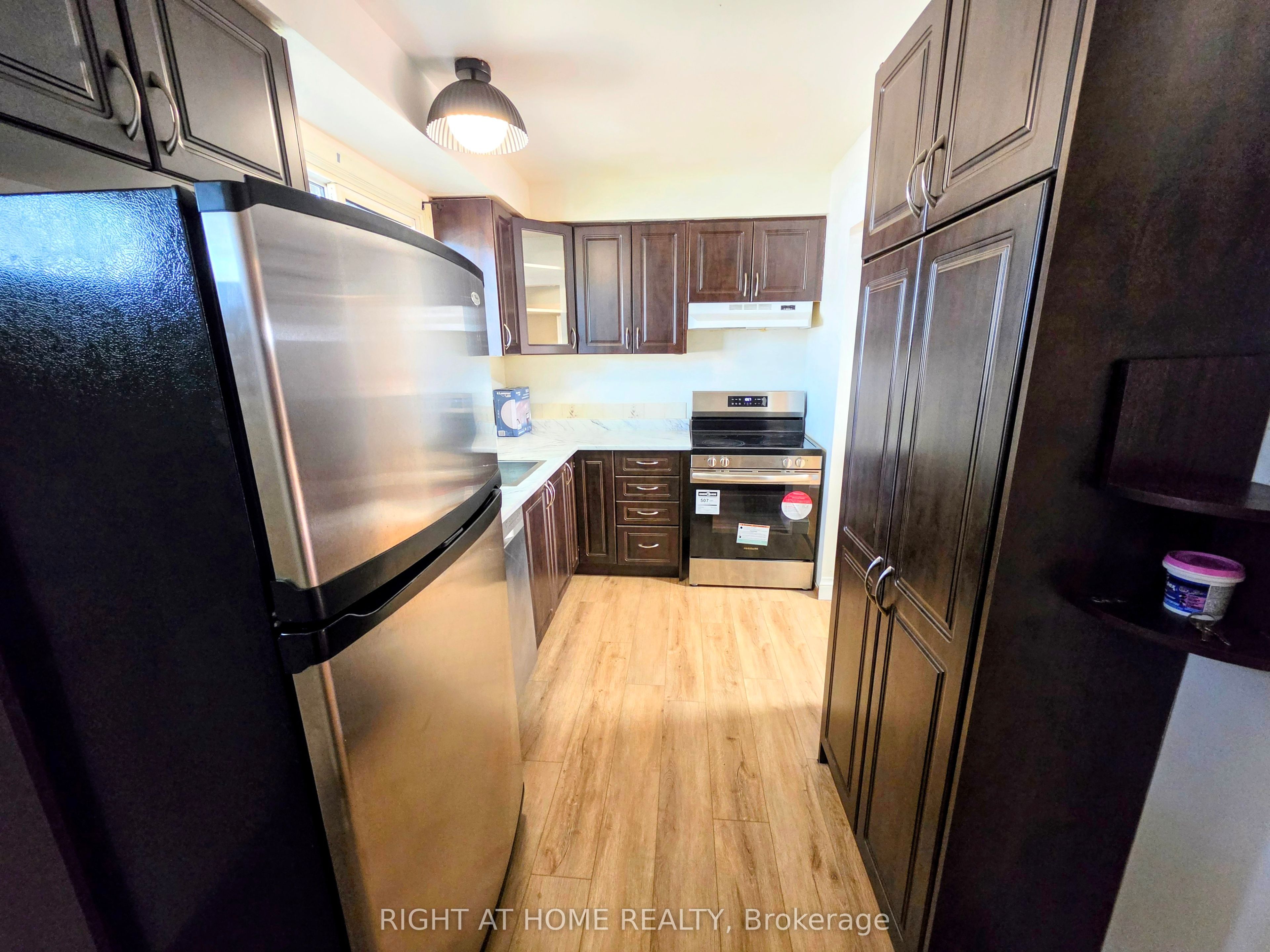 68 Riverdale Drive Property Photo 3