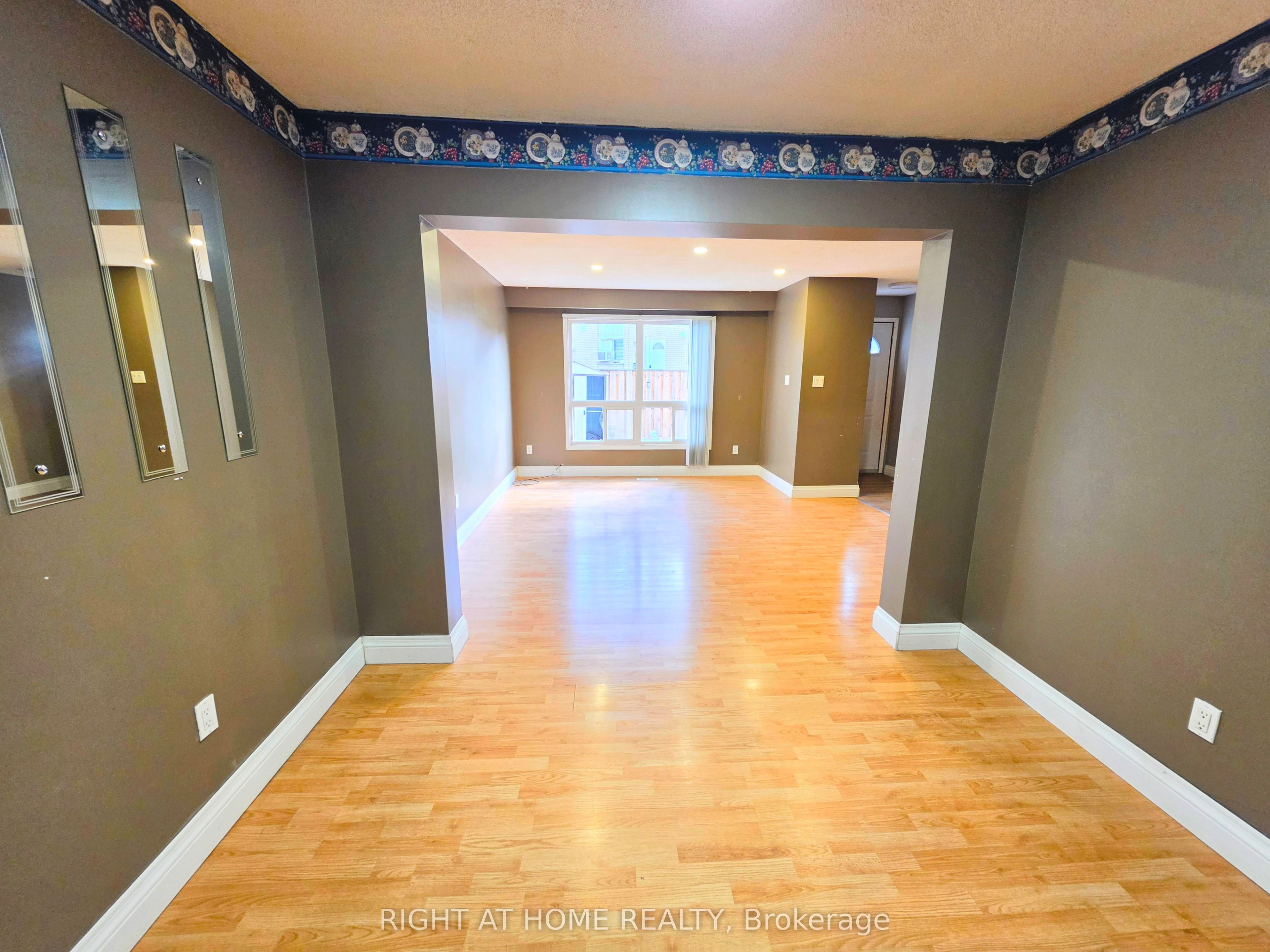 68 Riverdale Drive Property Photo 6