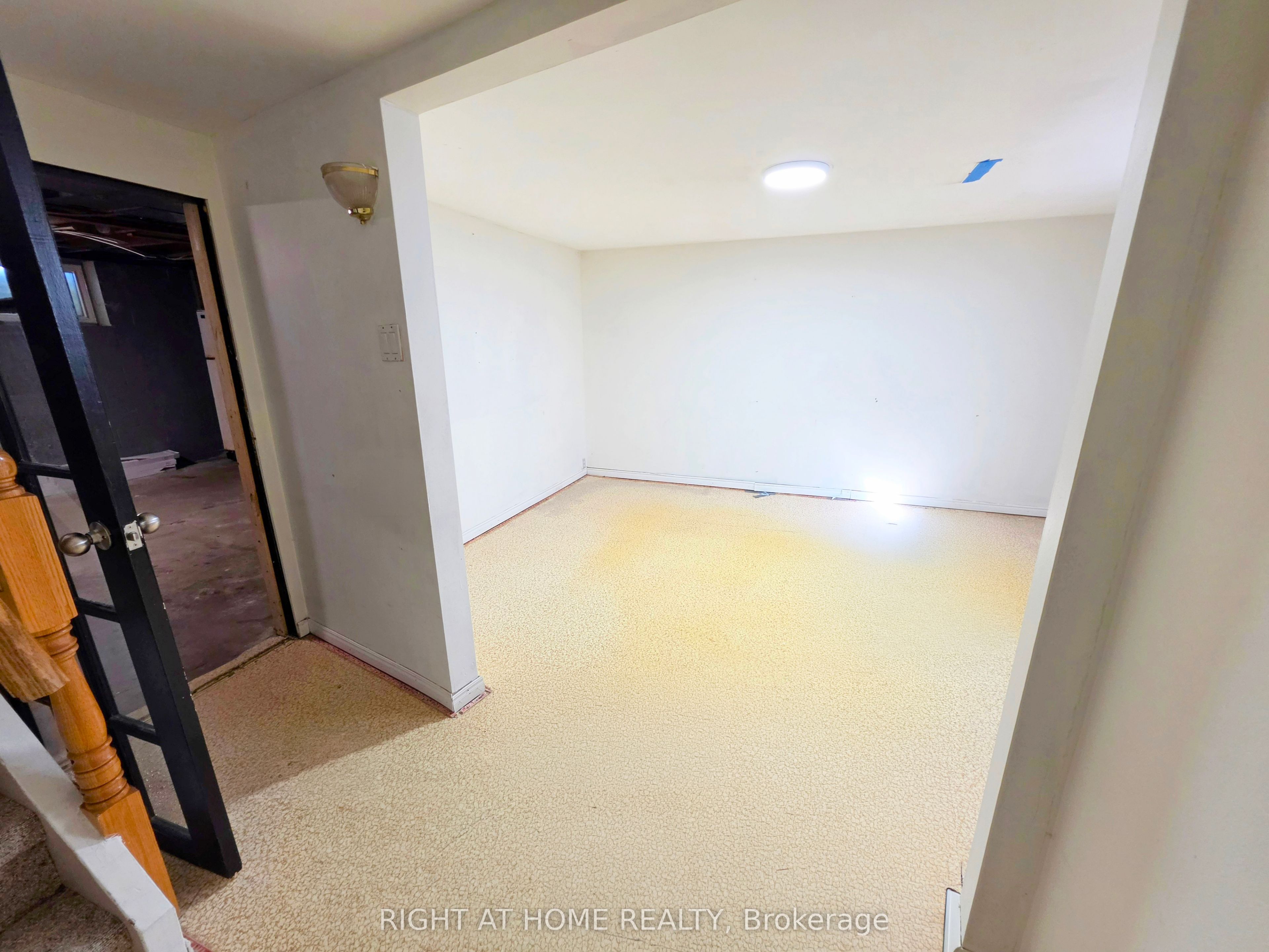 68 Riverdale Drive Property Photo 17