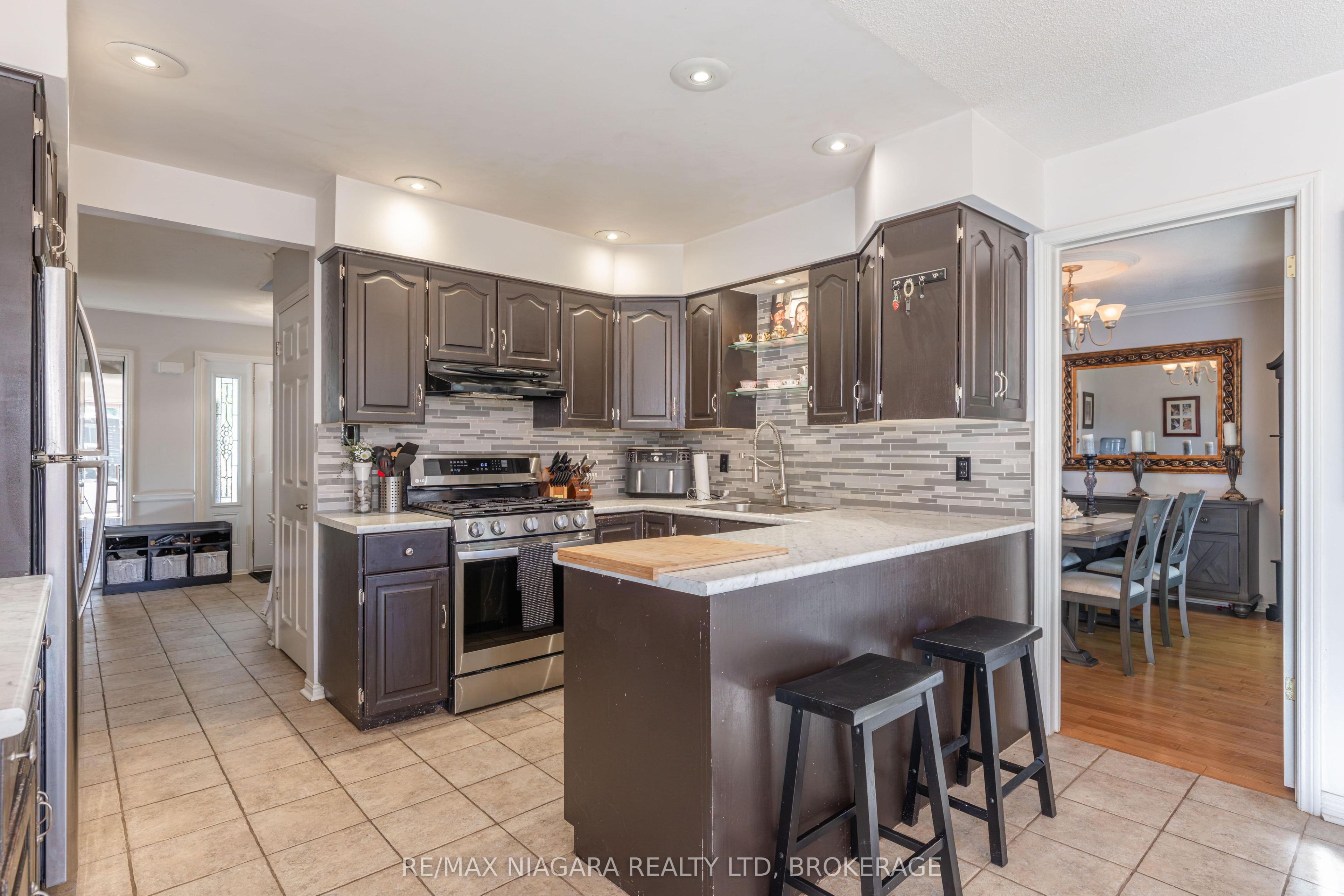 7873 Beaverdams Road Property Photo 9