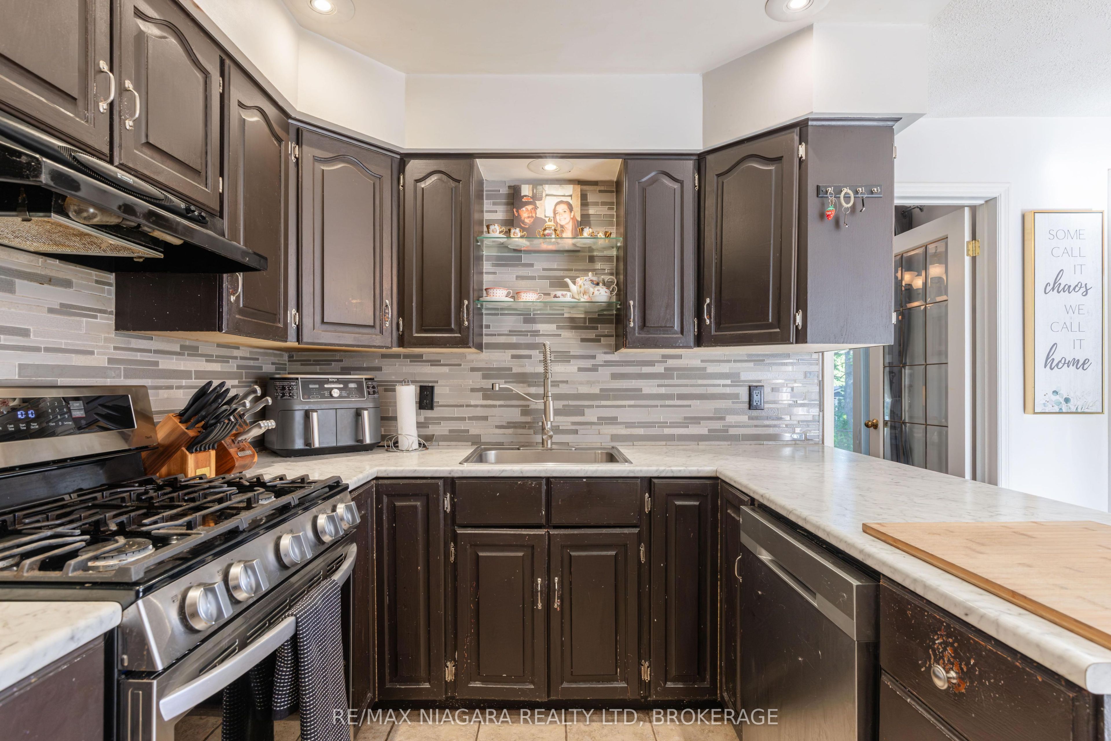 7873 Beaverdams Road Property Photo 10