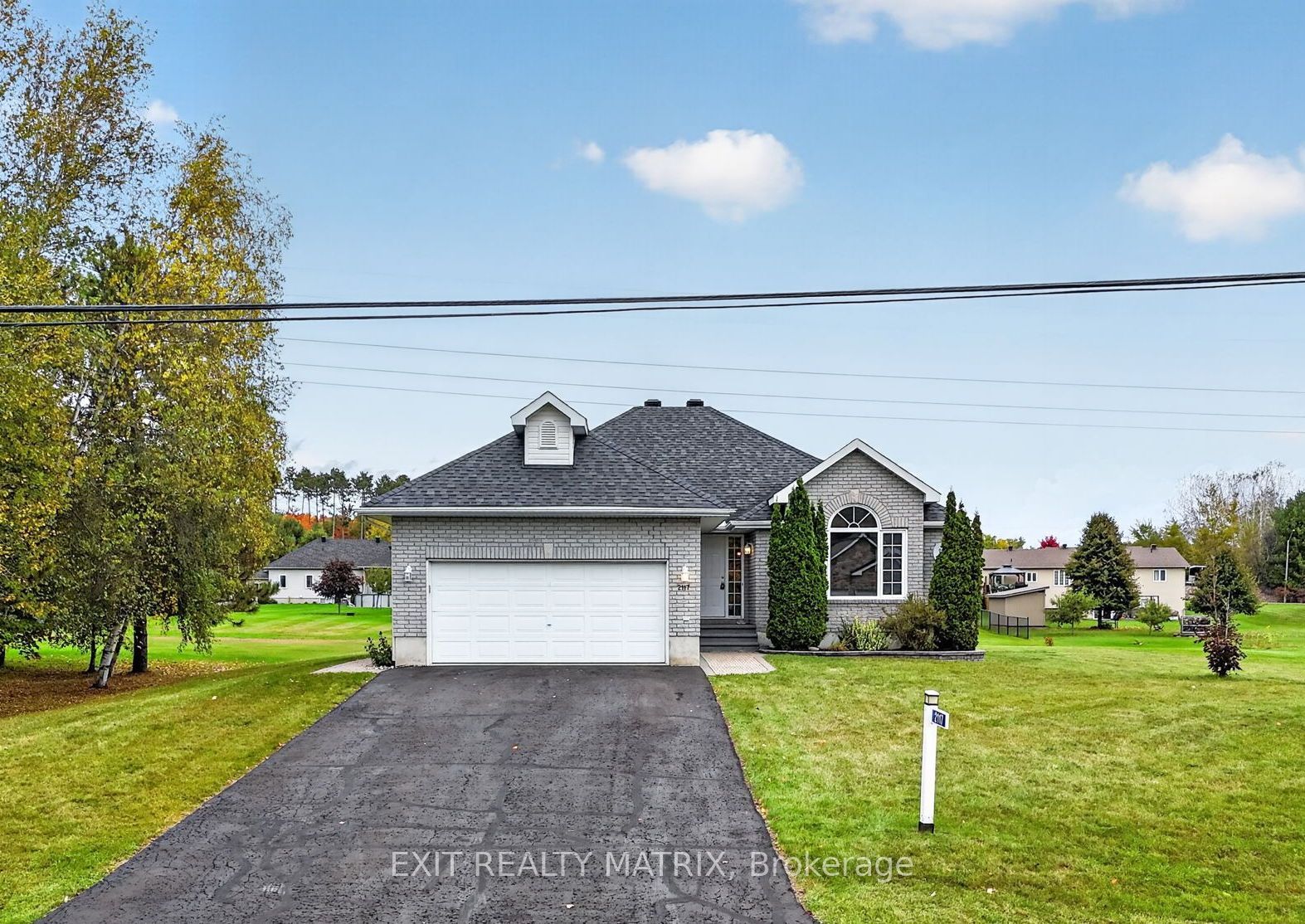 2117 Lemery Street Property Photo 2