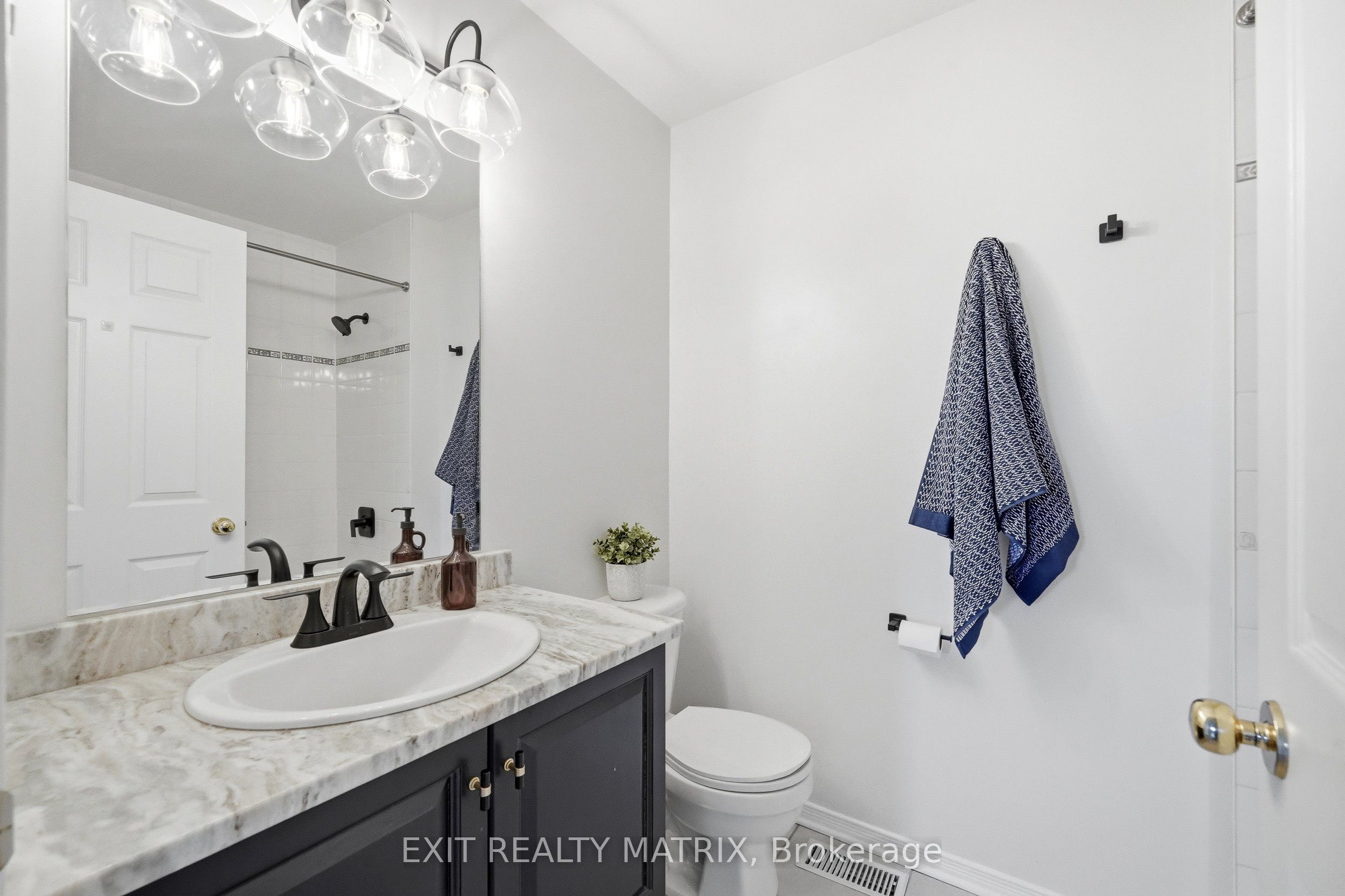 2117 Lemery Street Property Photo 21