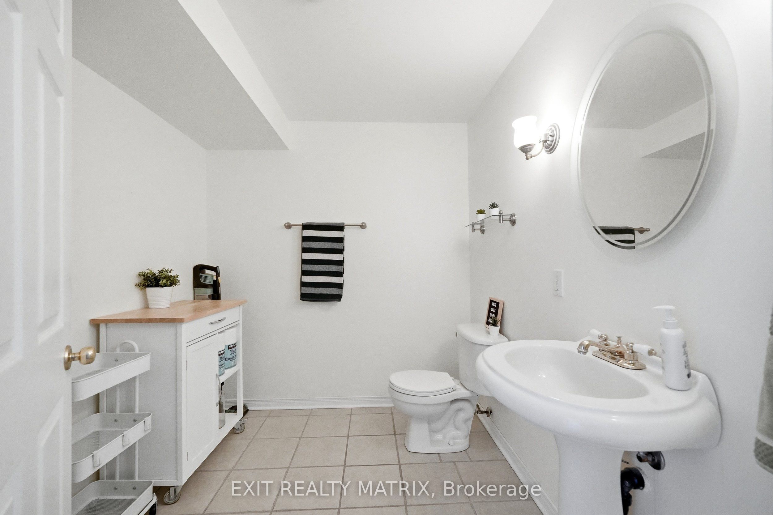 2117 Lemery Street Property Photo 31