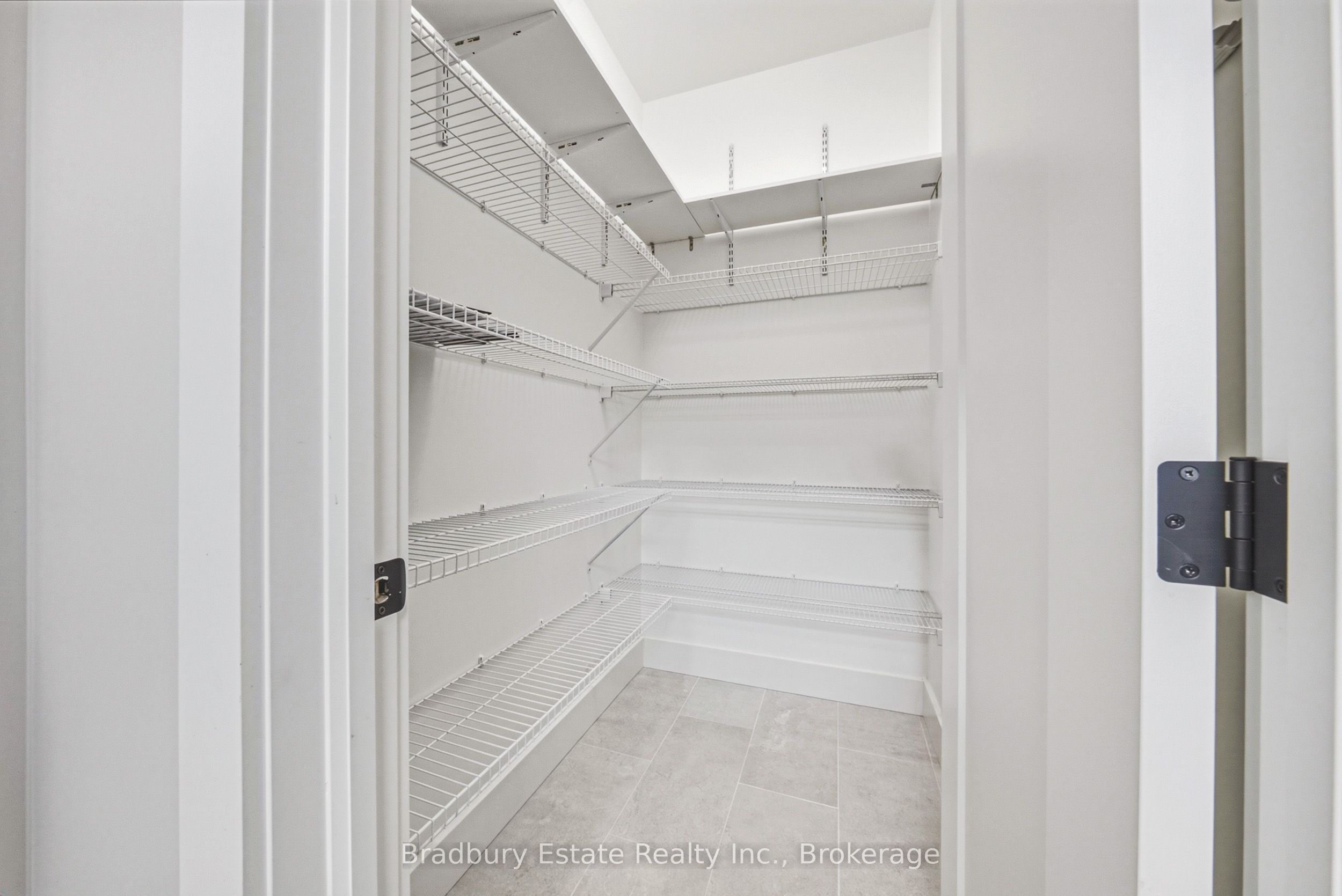 24 Craddock Boulevard 23 Property Photo 25