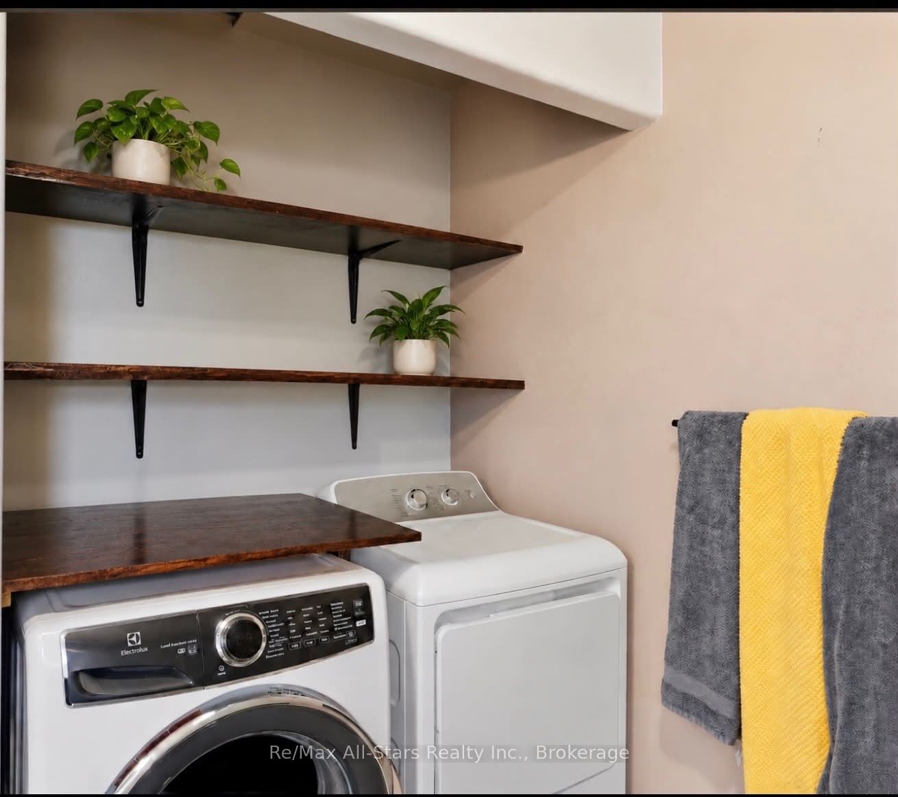 4982 Monck Road Property Photo 21