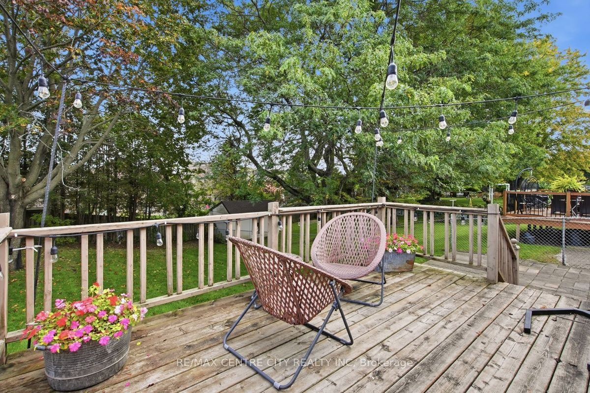 4564 East Road E Property Photo 43