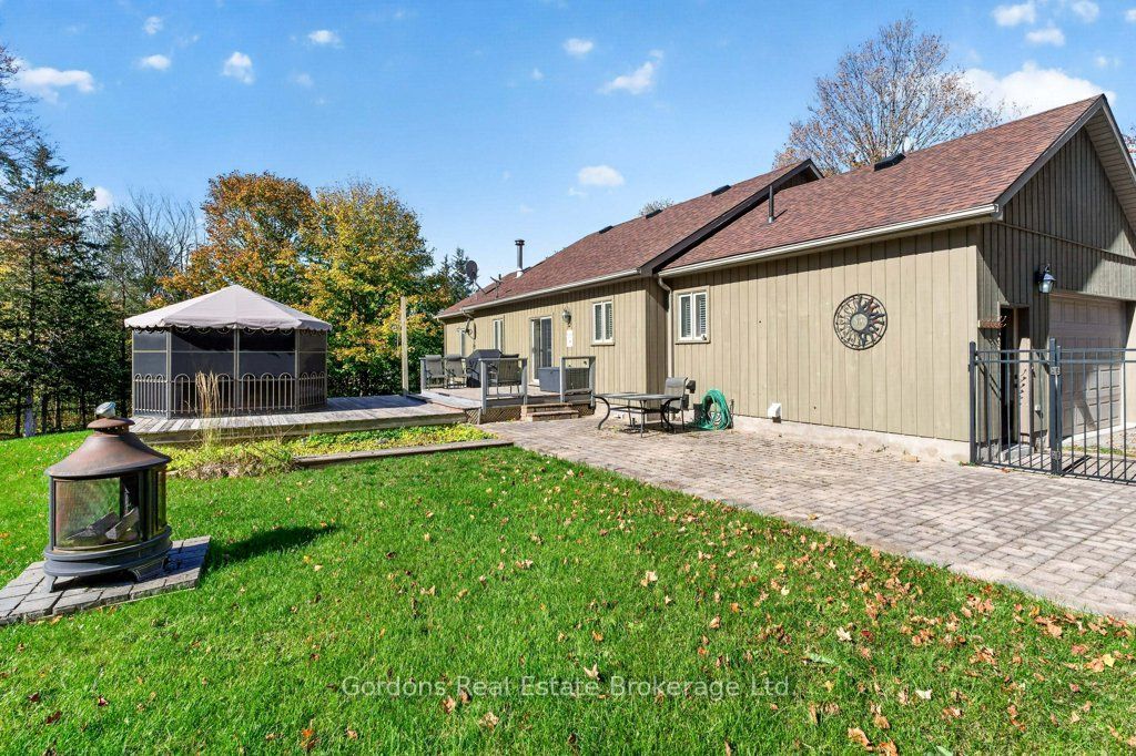 1542 Moneymore Road Property Photo 19