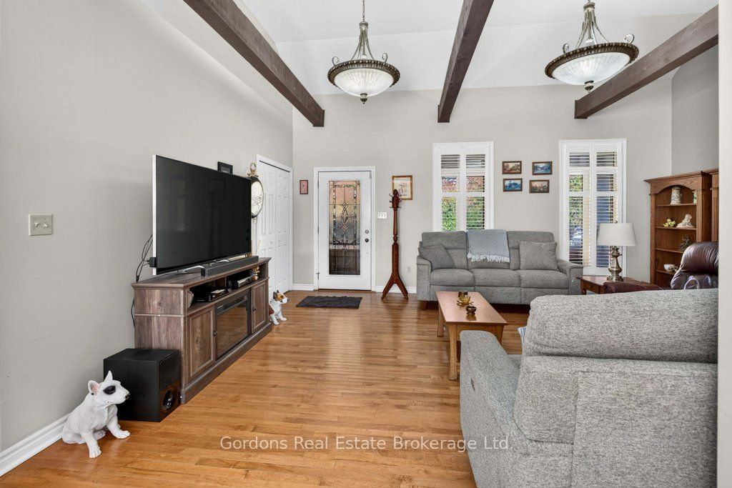 1542 Moneymore Road Property Photo 23