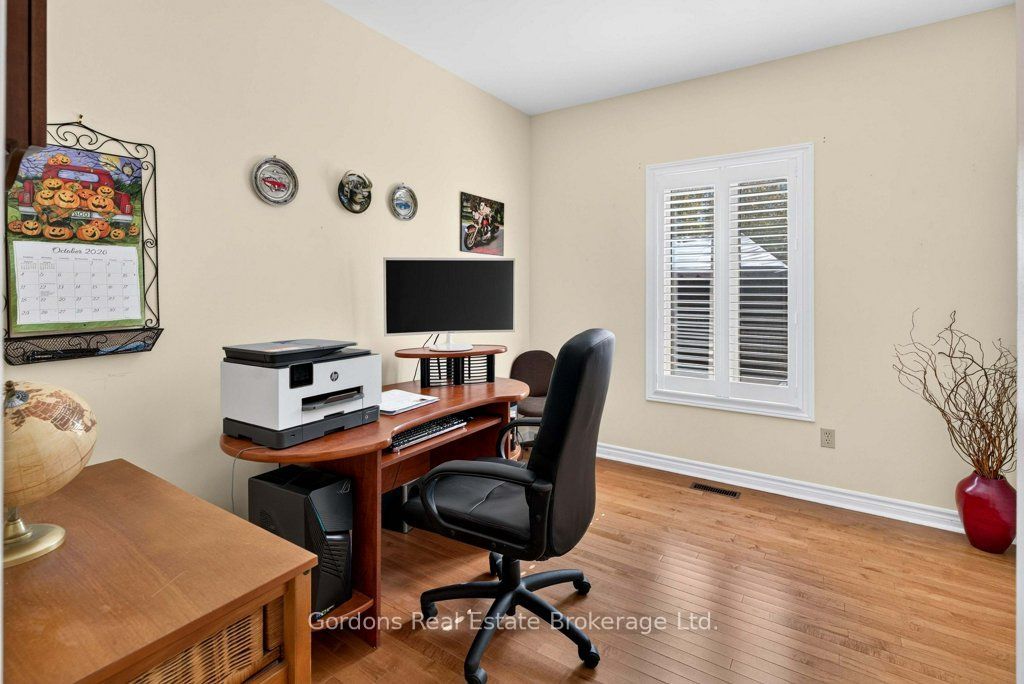 1542 Moneymore Road Property Photo 32