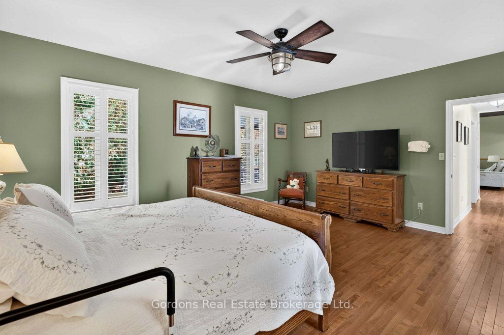 1542 Moneymore Road Property Photo 35
