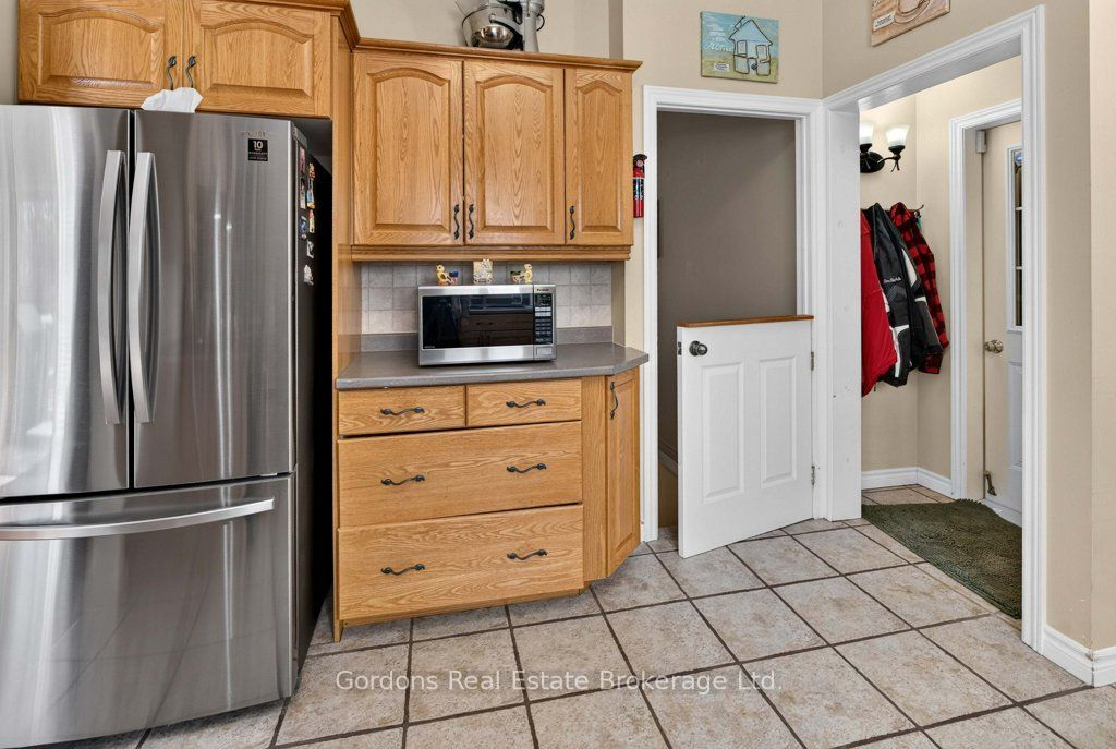 1542 Moneymore Road Property Photo 40