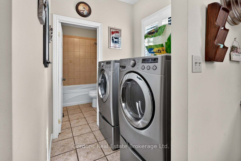 1542 Moneymore Road Property Photo 42