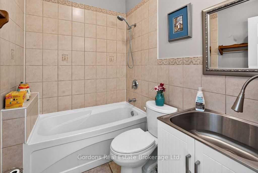1542 Moneymore Road Property Photo 43
