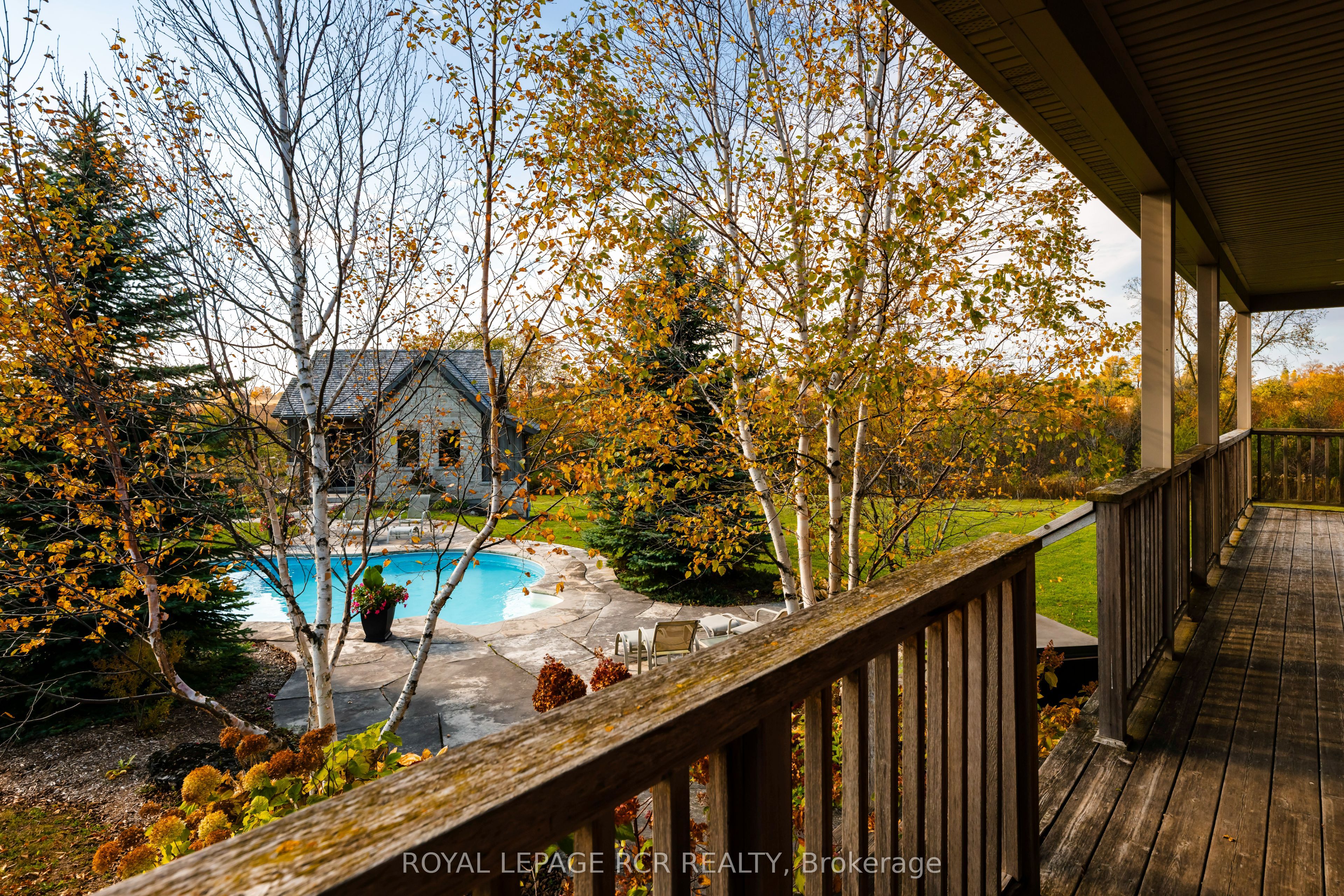 293138 8th Line Property Photo 32