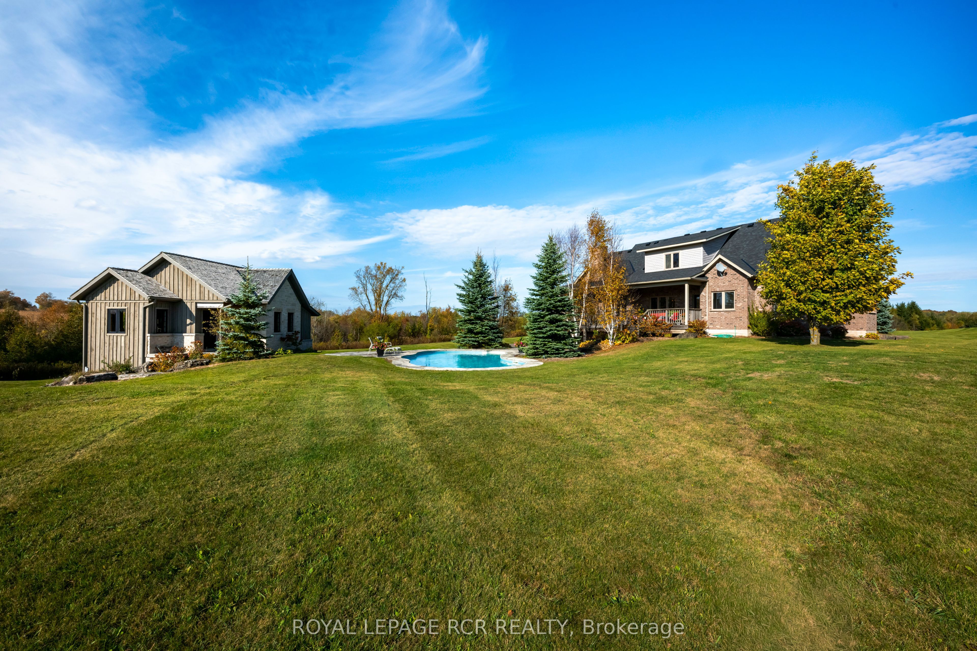 293138 8th Line Property Photo 37