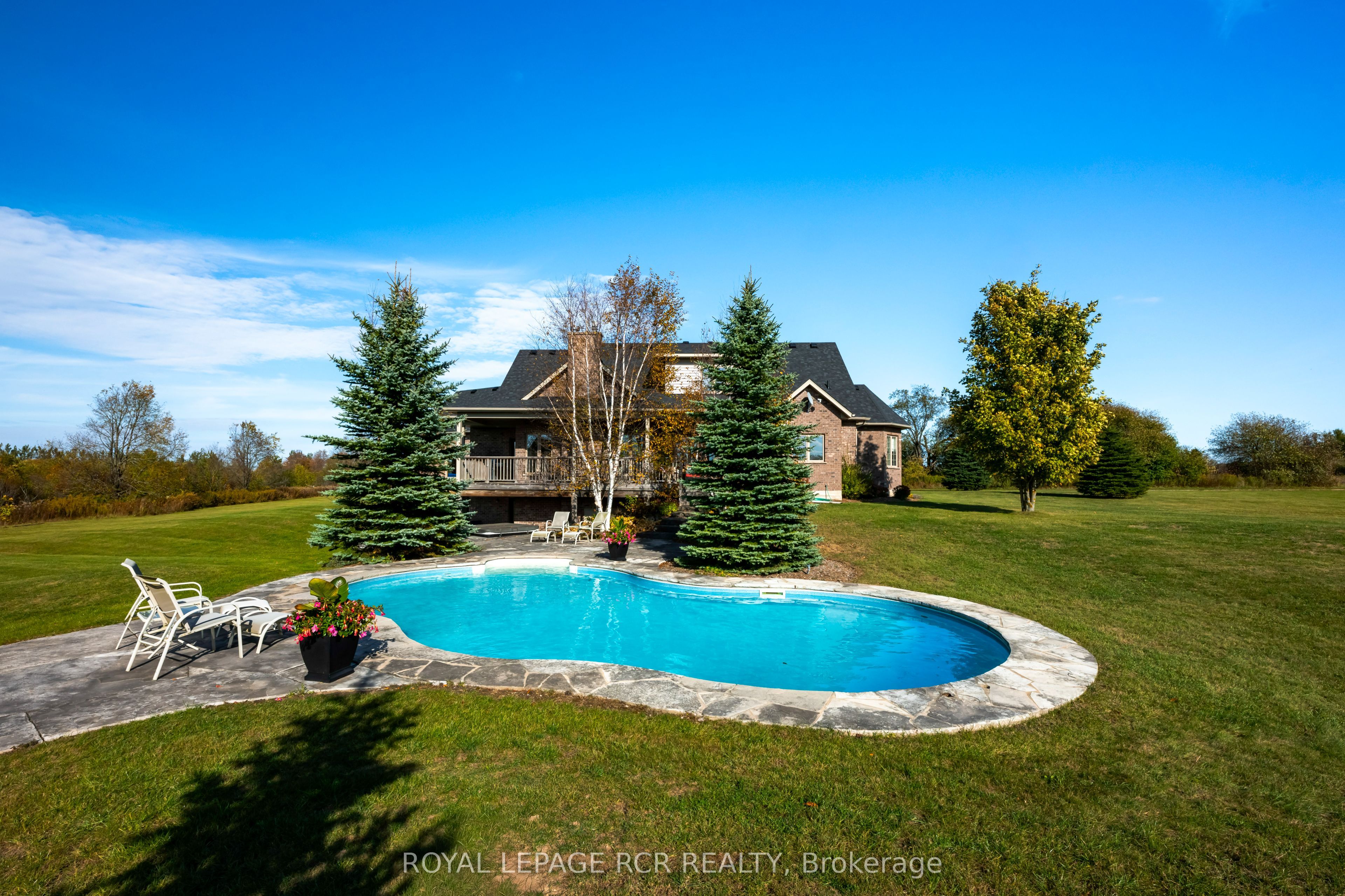 293138 8th Line Property Photo 40