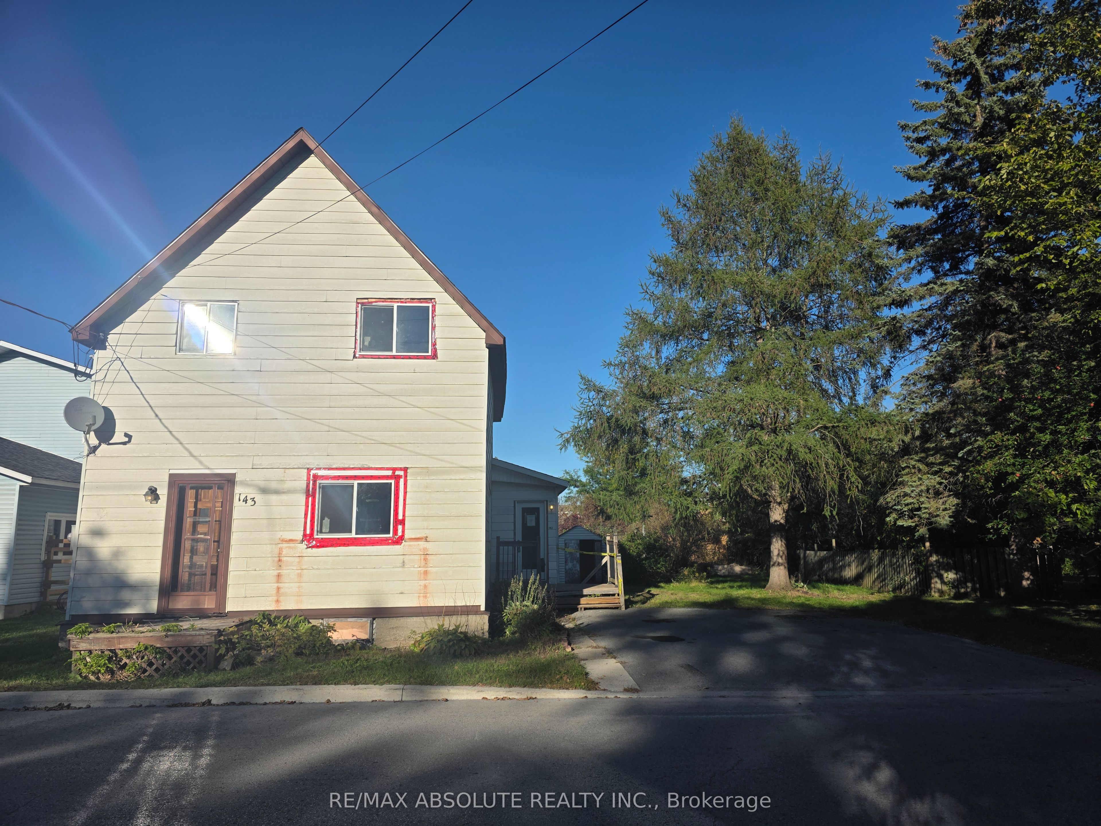 143 Park Avenue Property Photo 1