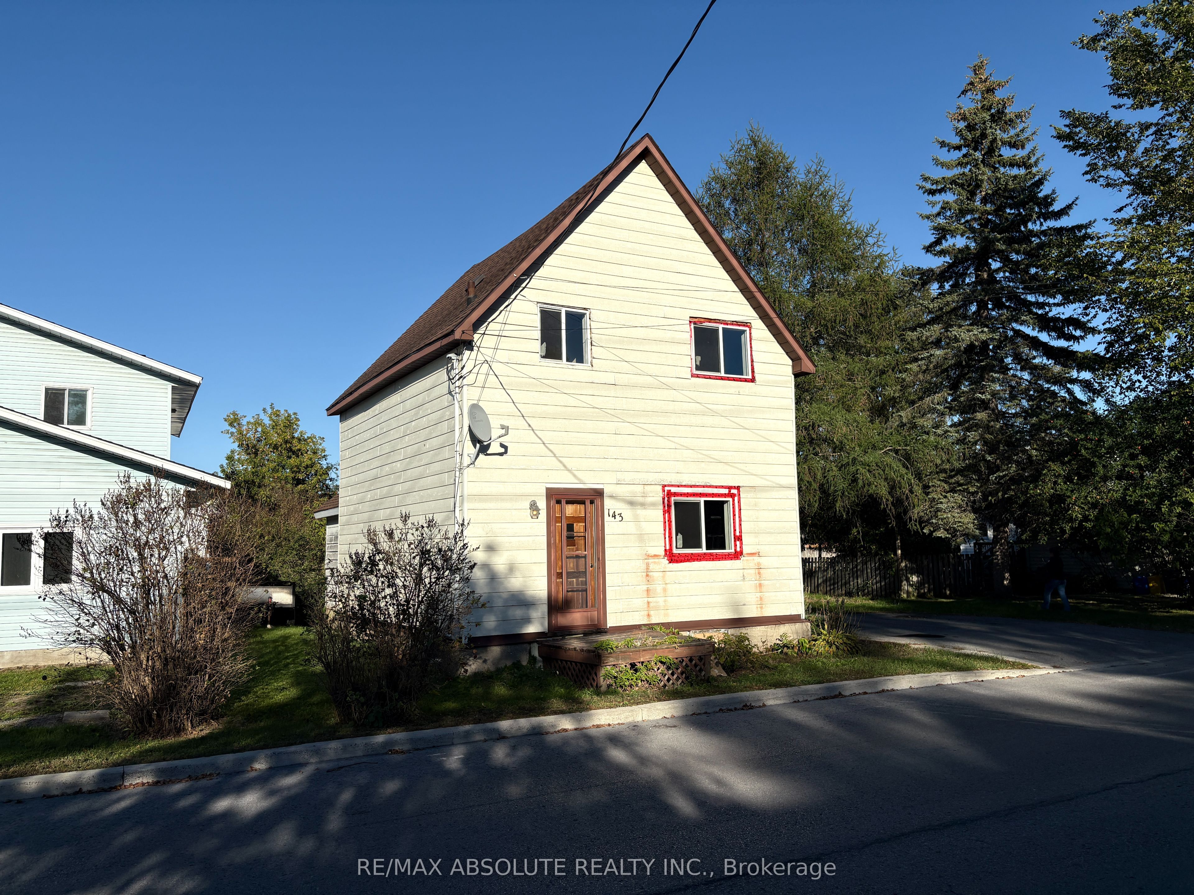143 Park Avenue Property Photo 2