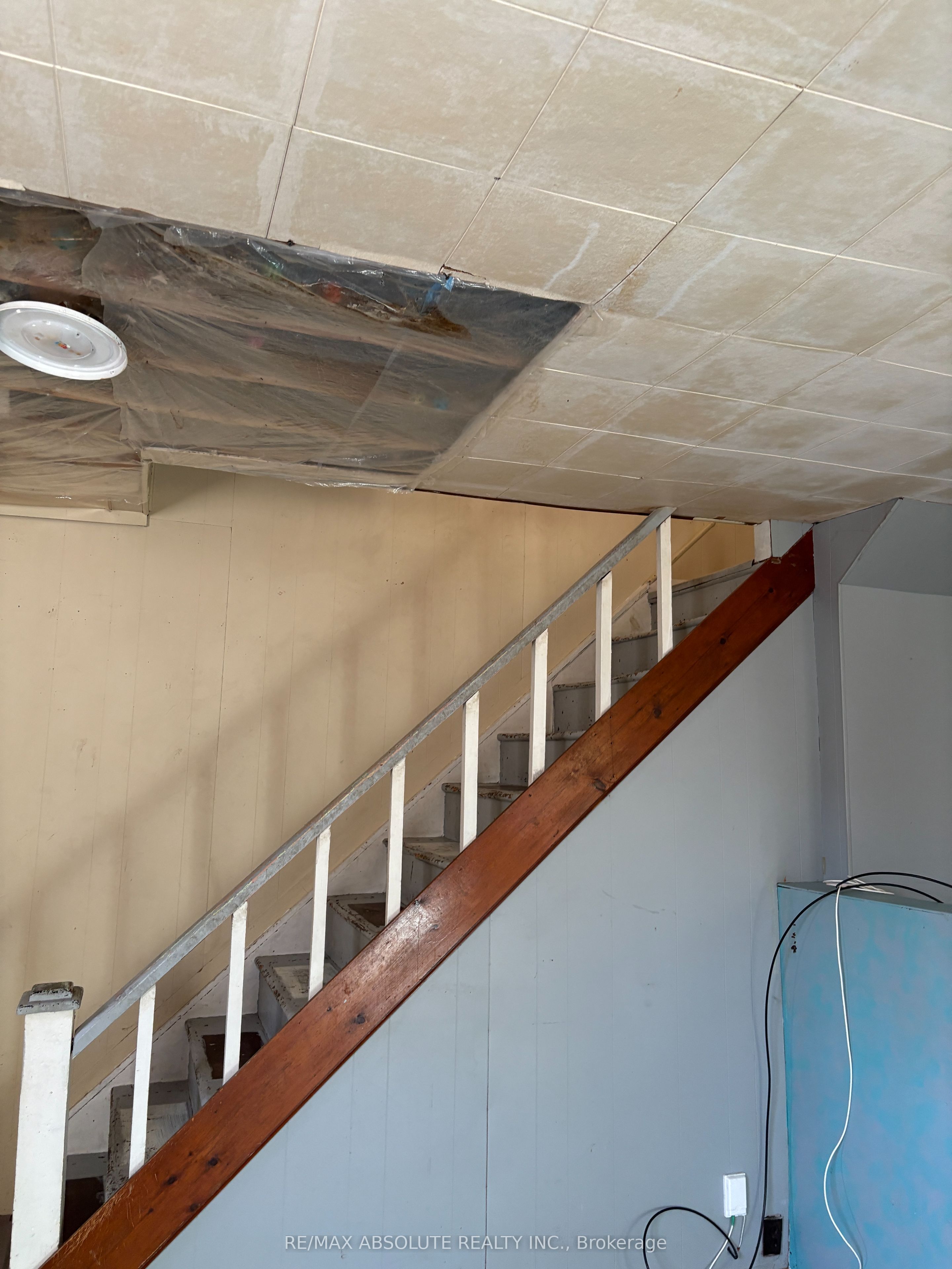 143 Park Avenue Property Photo 16
