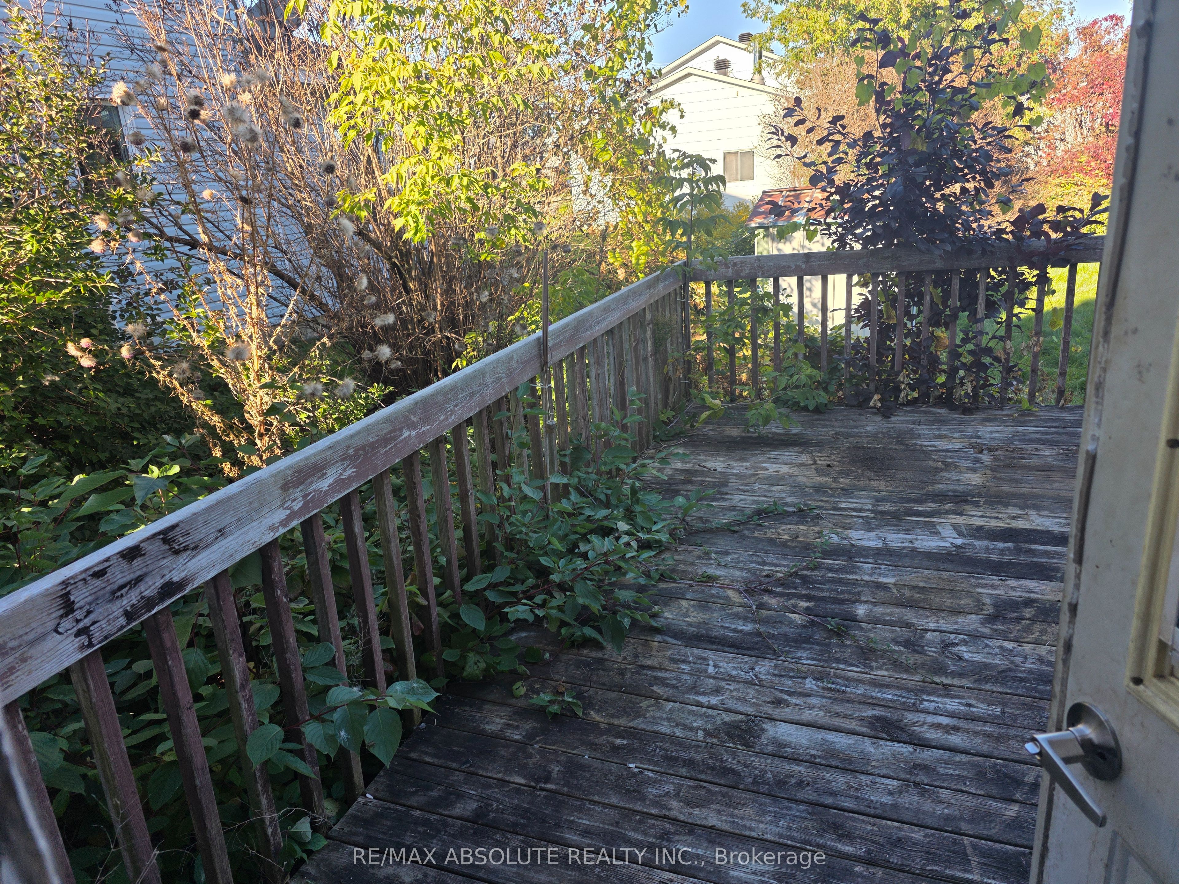 143 Park Avenue Property Photo 28