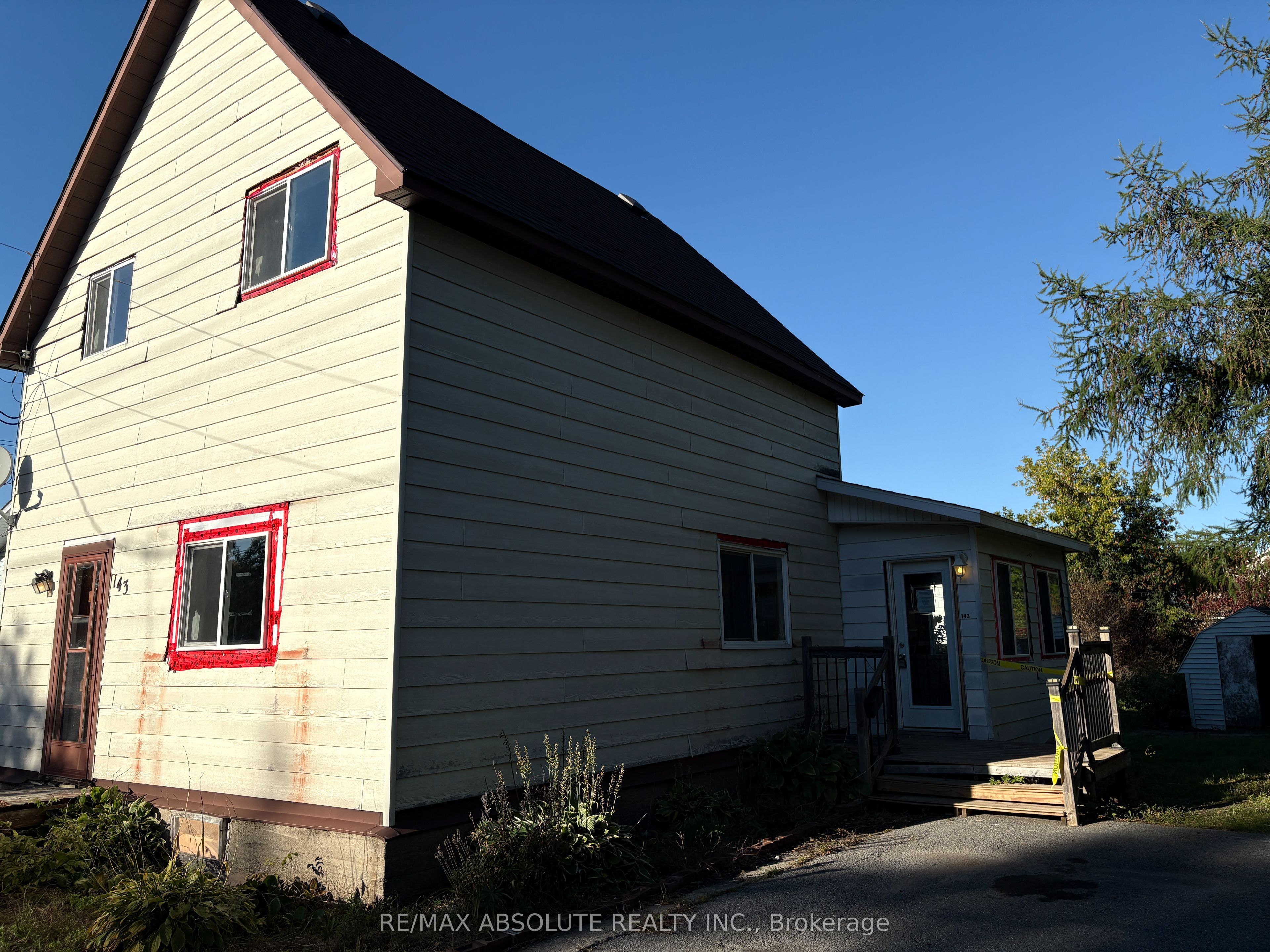143 Park Avenue Property Photo 32