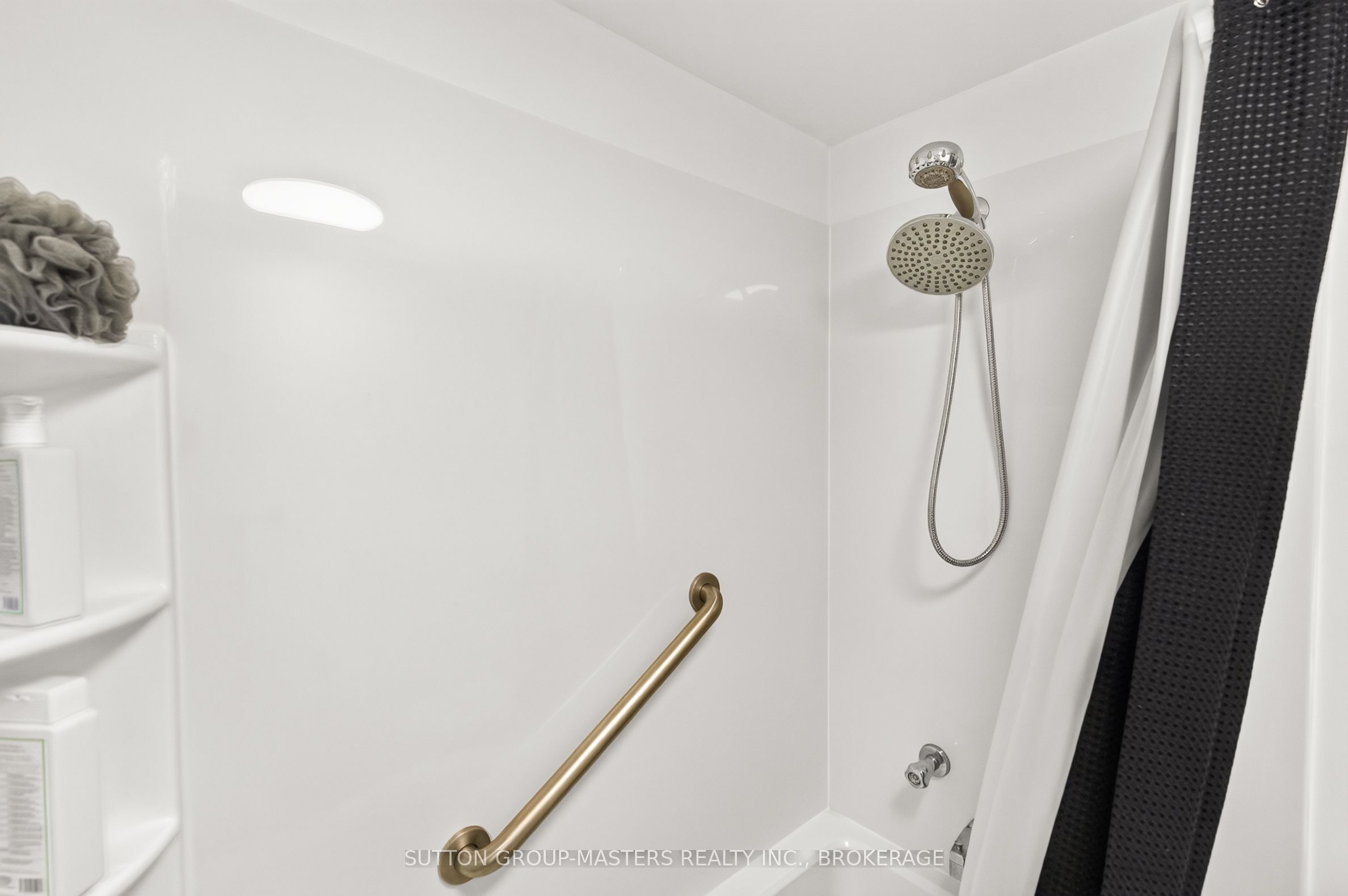 573 Armstrong Road 101 Property Photo 39