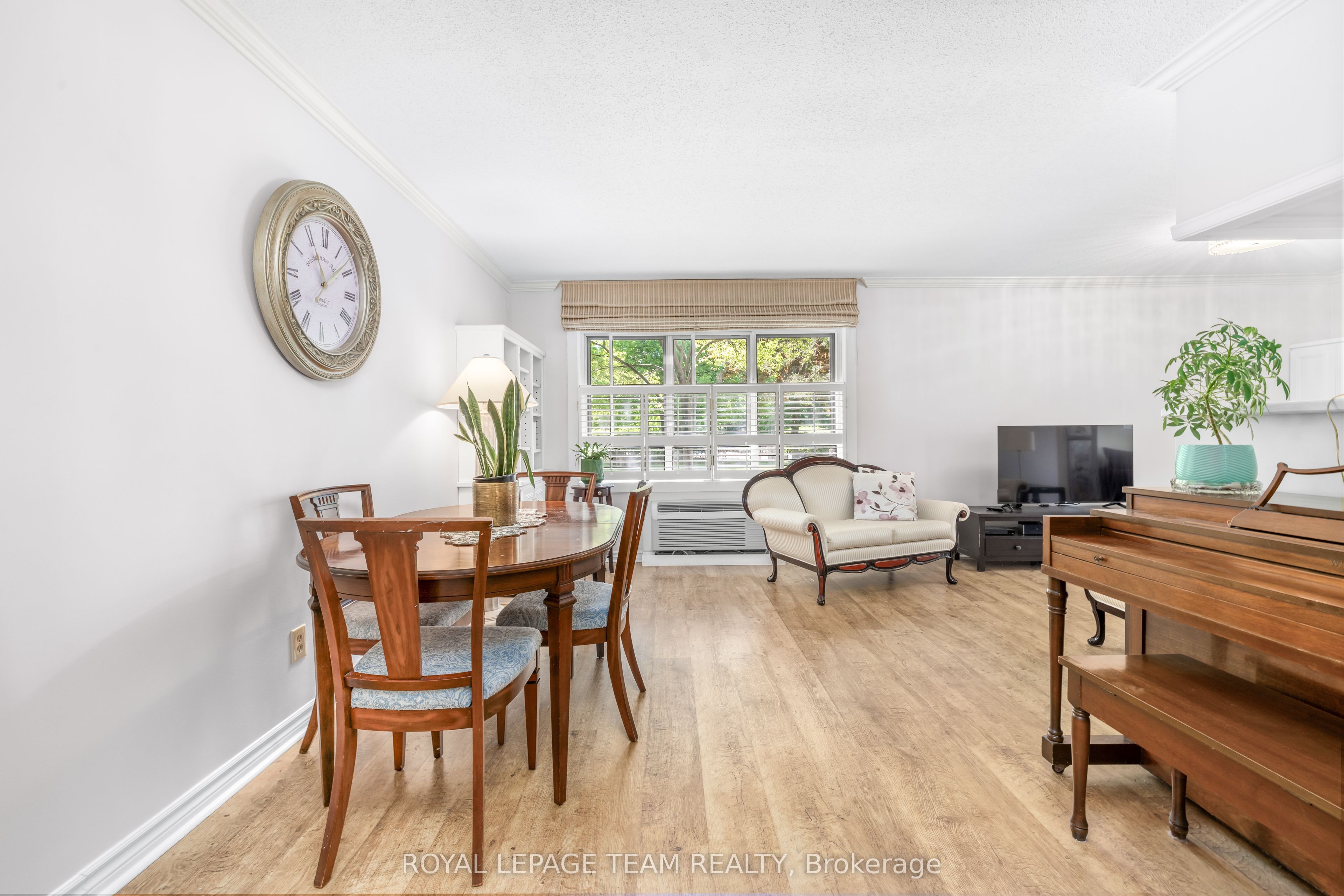960 Teron Road S 102 Property Photo 6