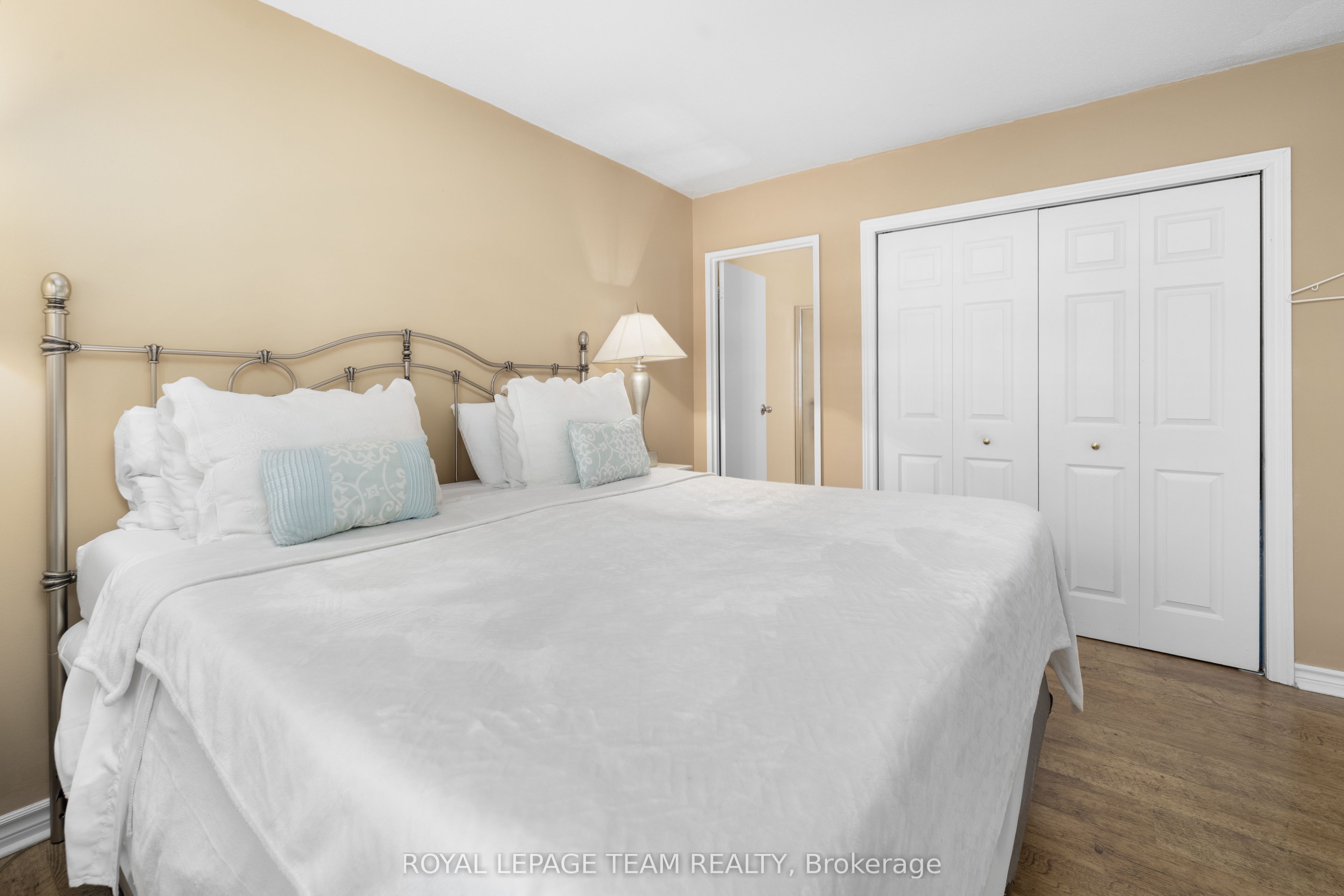 960 Teron Road S 102 Property Photo 24