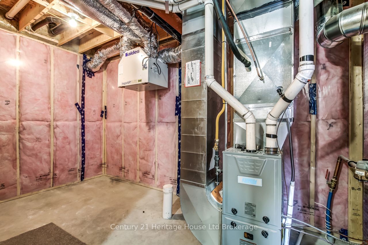 319 Anderson Street Property Photo 29