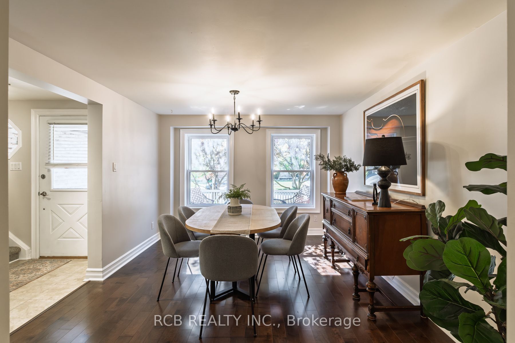 141 Viscount Road Property Photo 10
