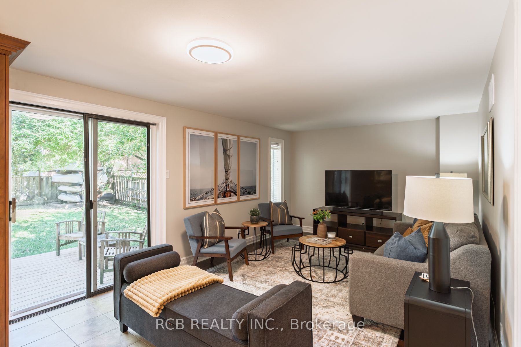 141 Viscount Road Property Photo 14