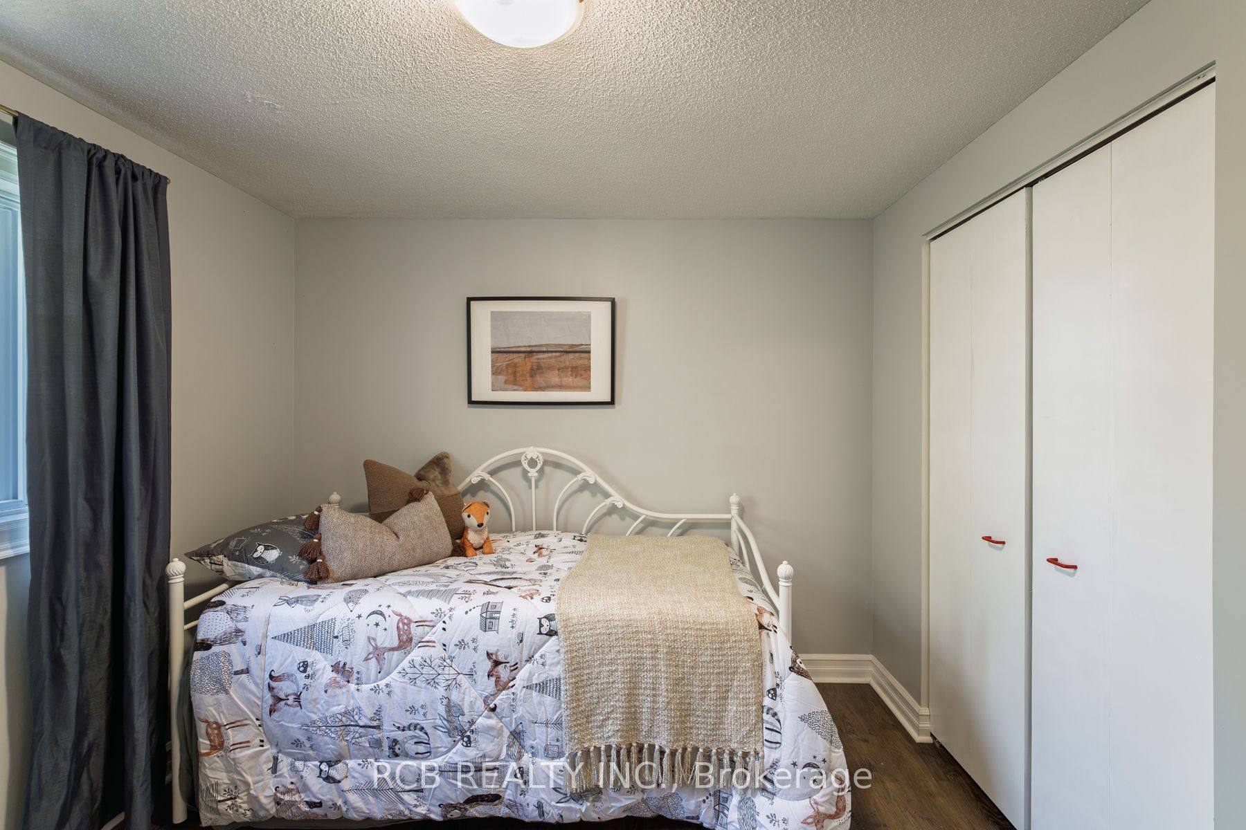 141 Viscount Road Property Photo 22