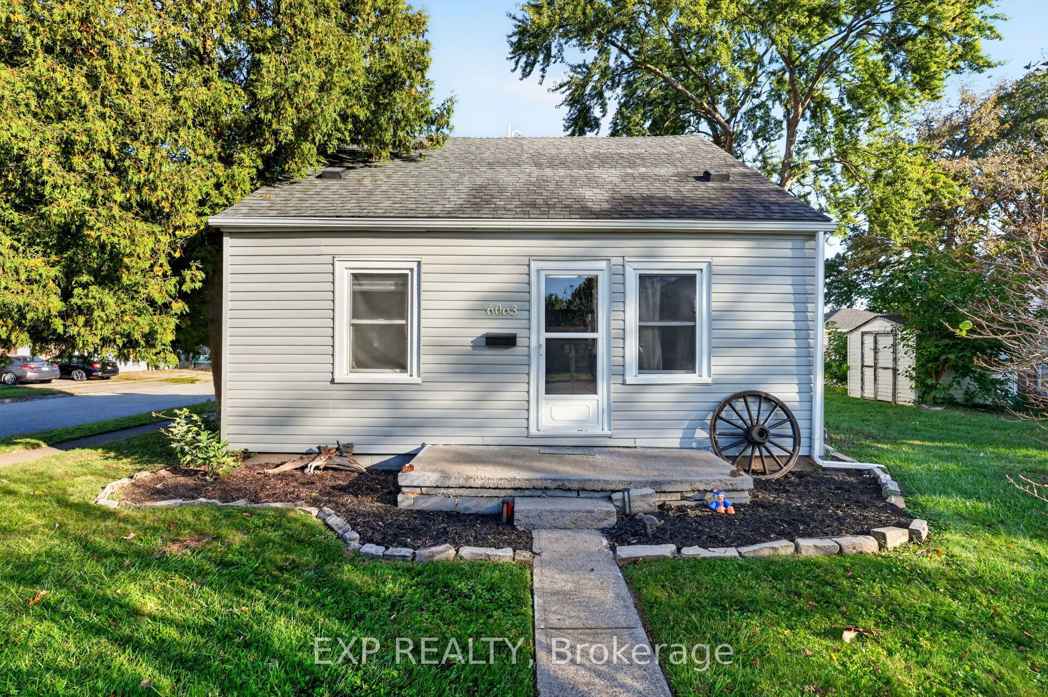 6063 Cadham Street Property Photo 3