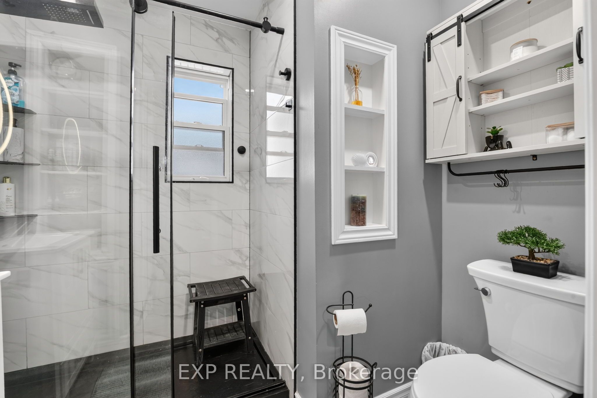 6063 Cadham Street Property Photo 20