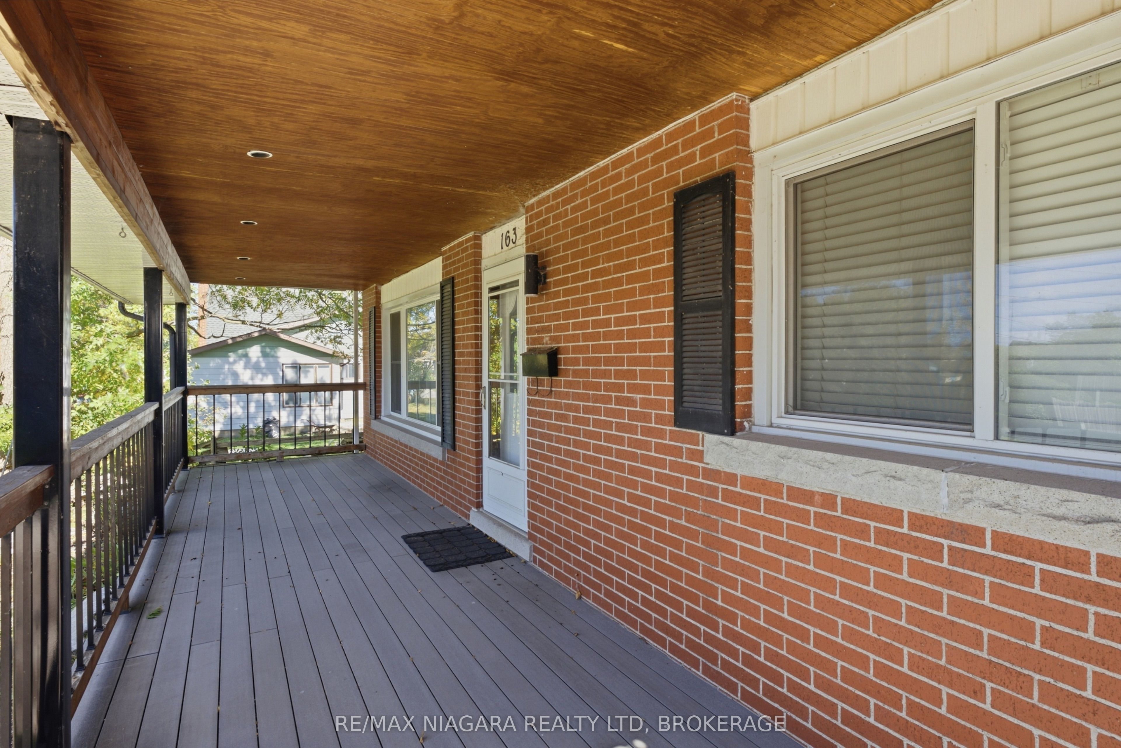 163 Champlain Drive Property Photo 3