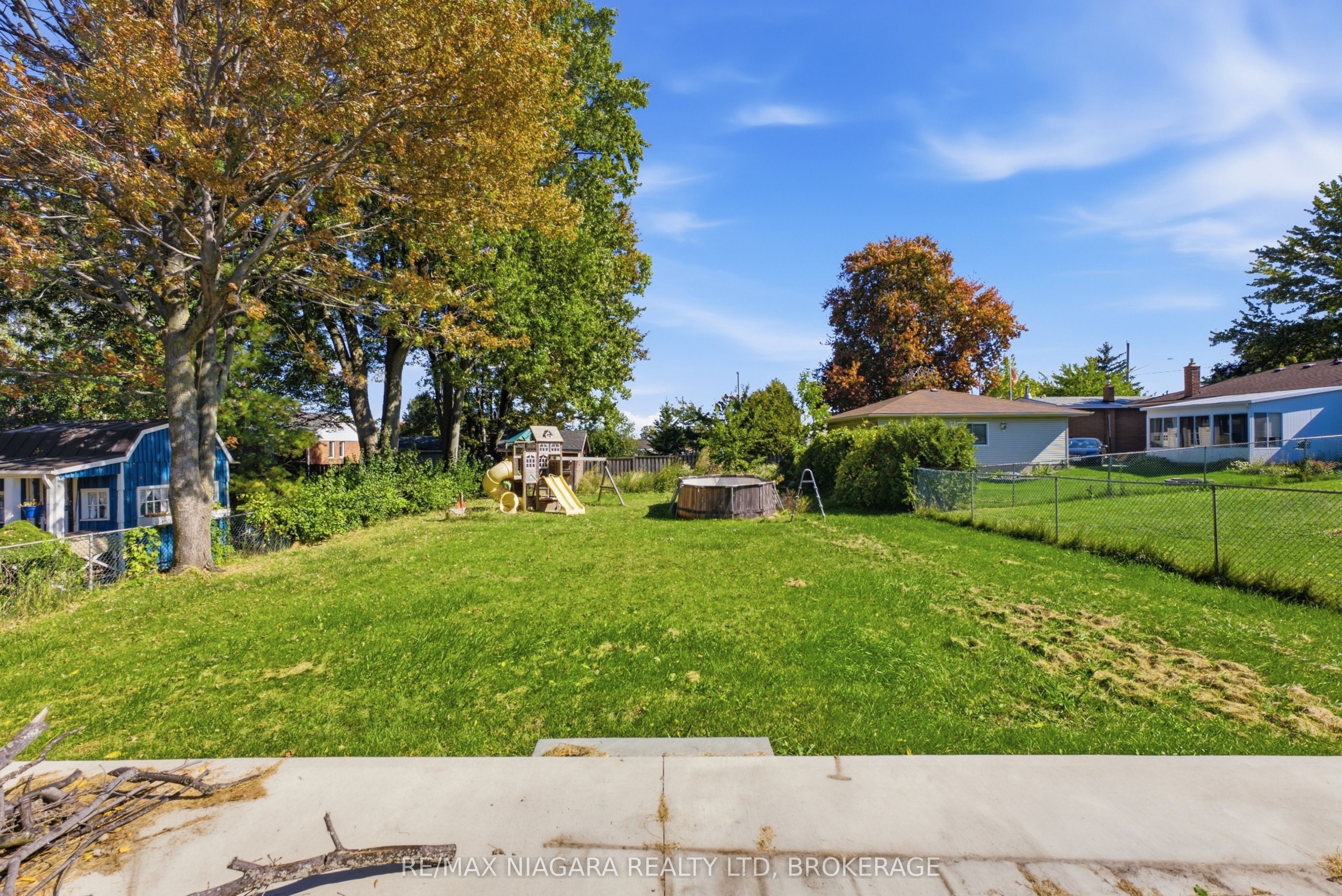 163 Champlain Drive Property Photo 31